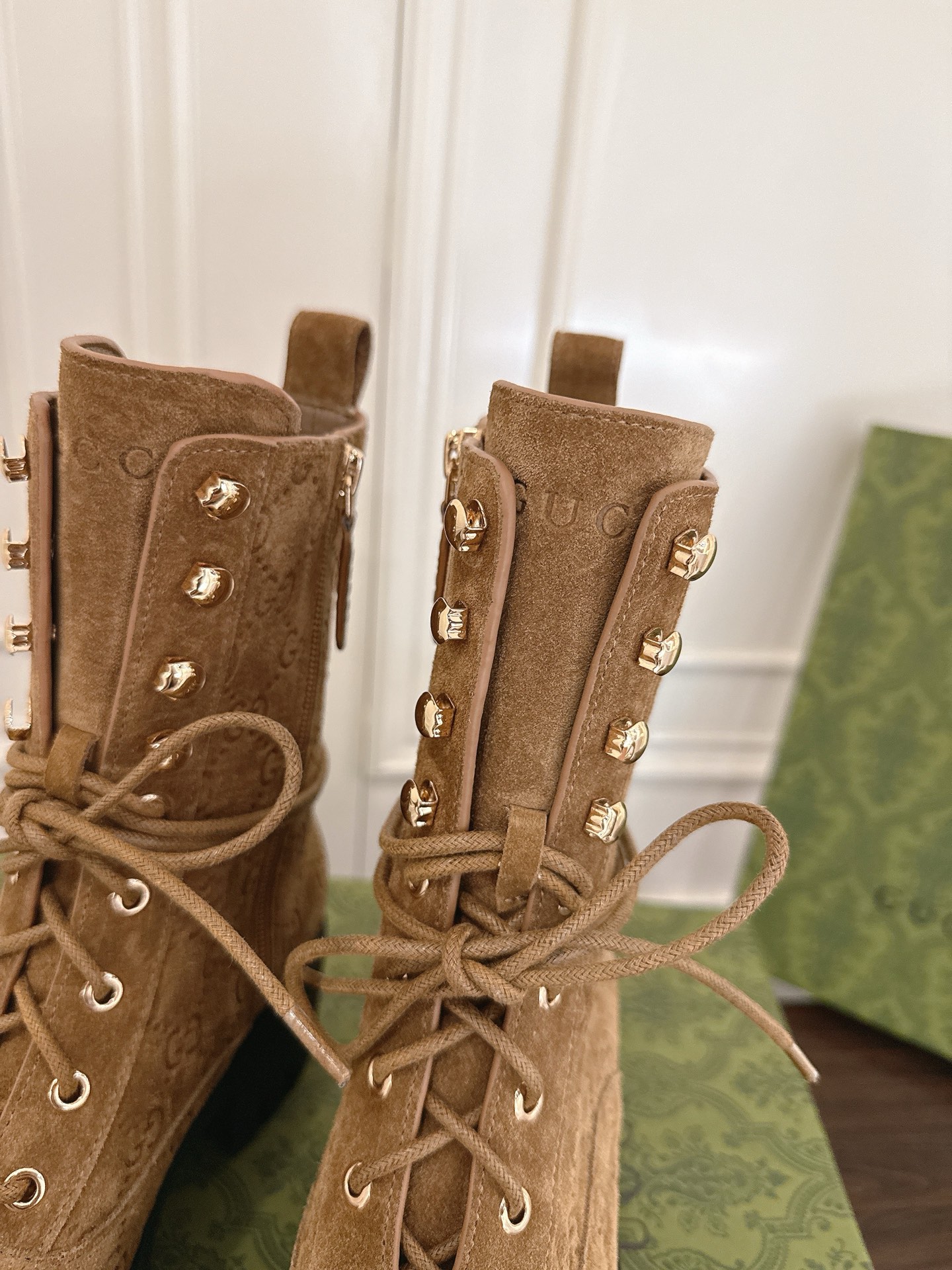 Women's shoes collection