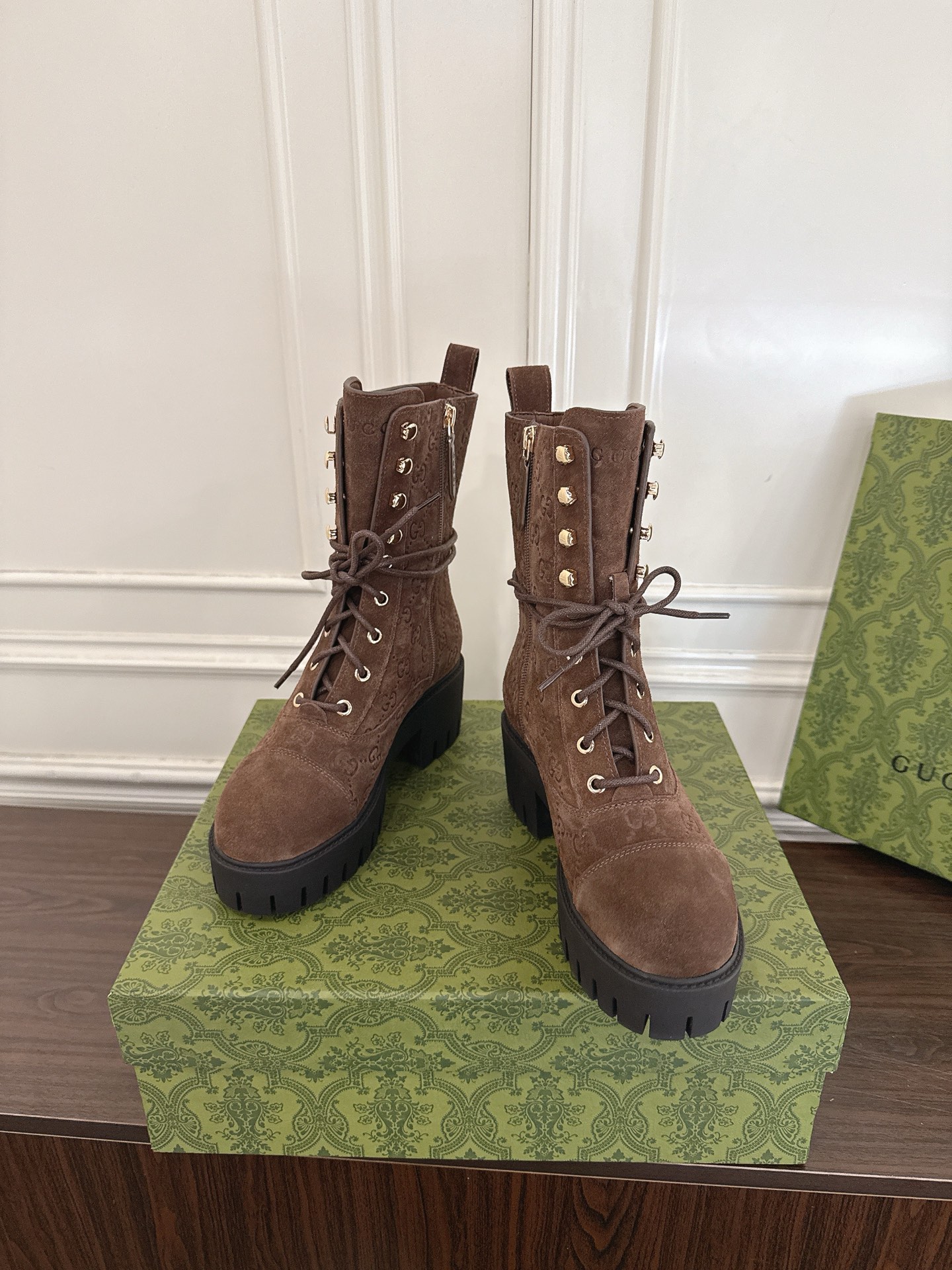 Women's shoes collection