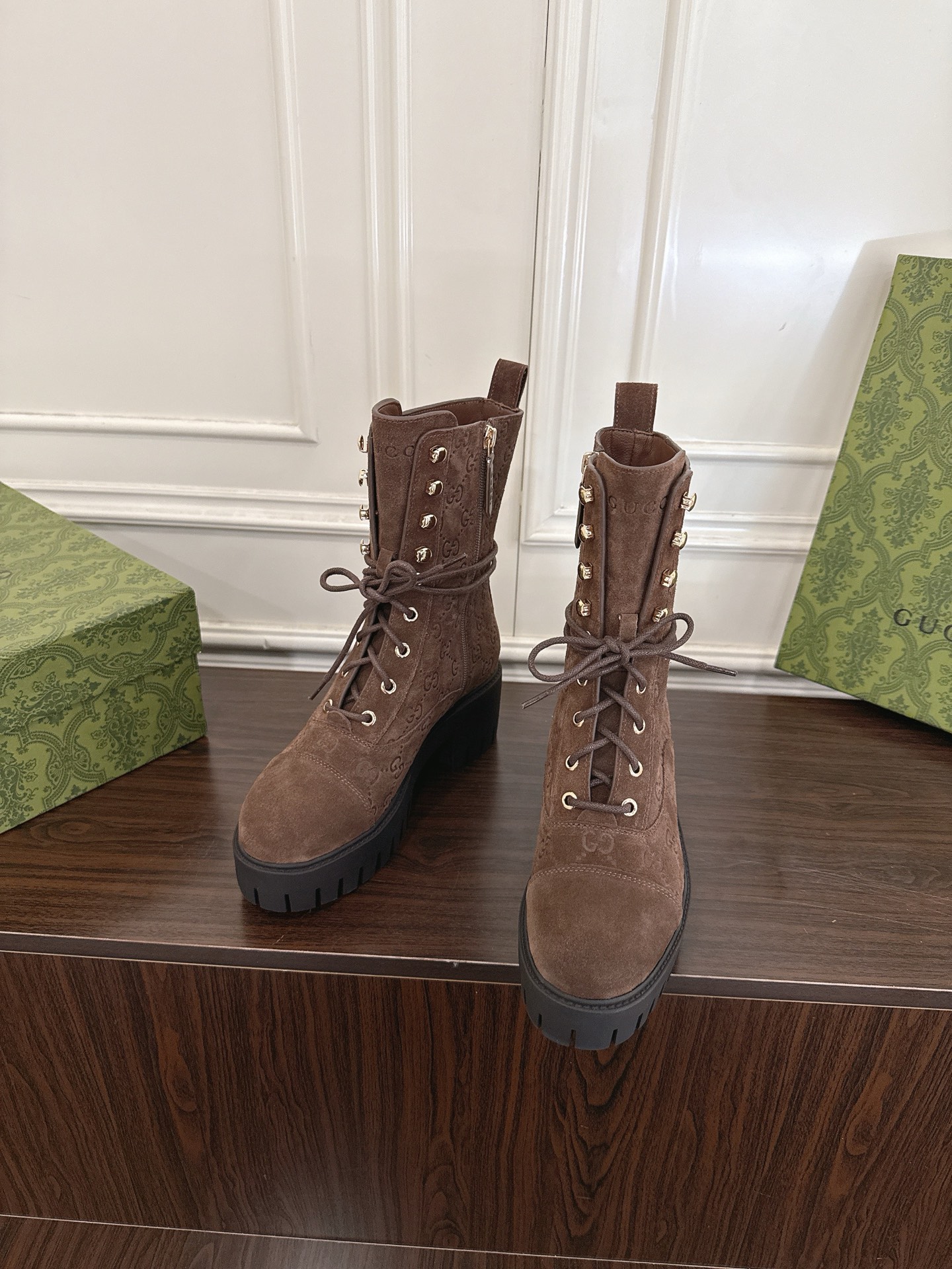 Women's shoes collection