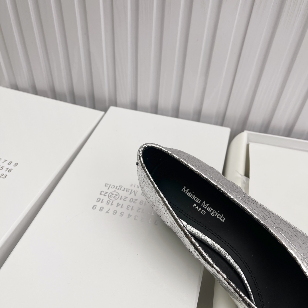 Women's shoes collection