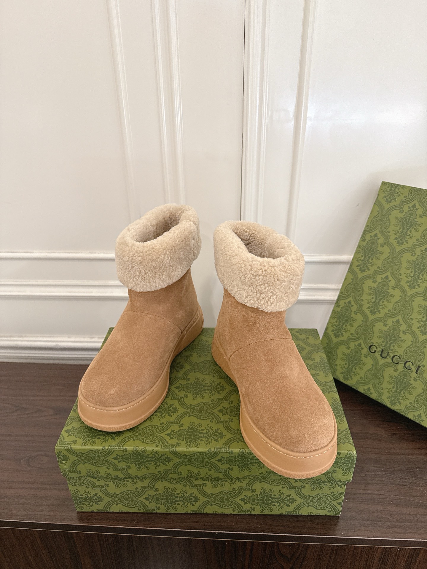 Women's shoes collection