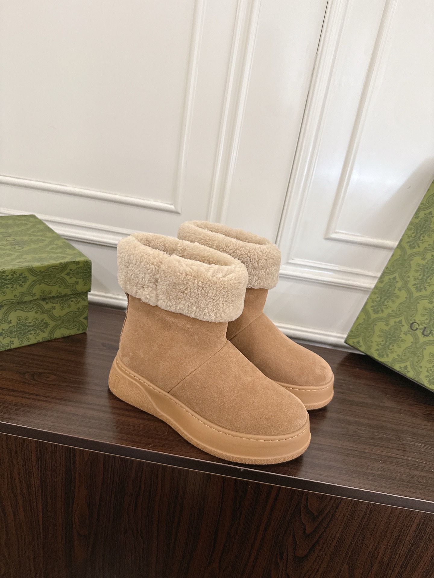 Women's shoes collection