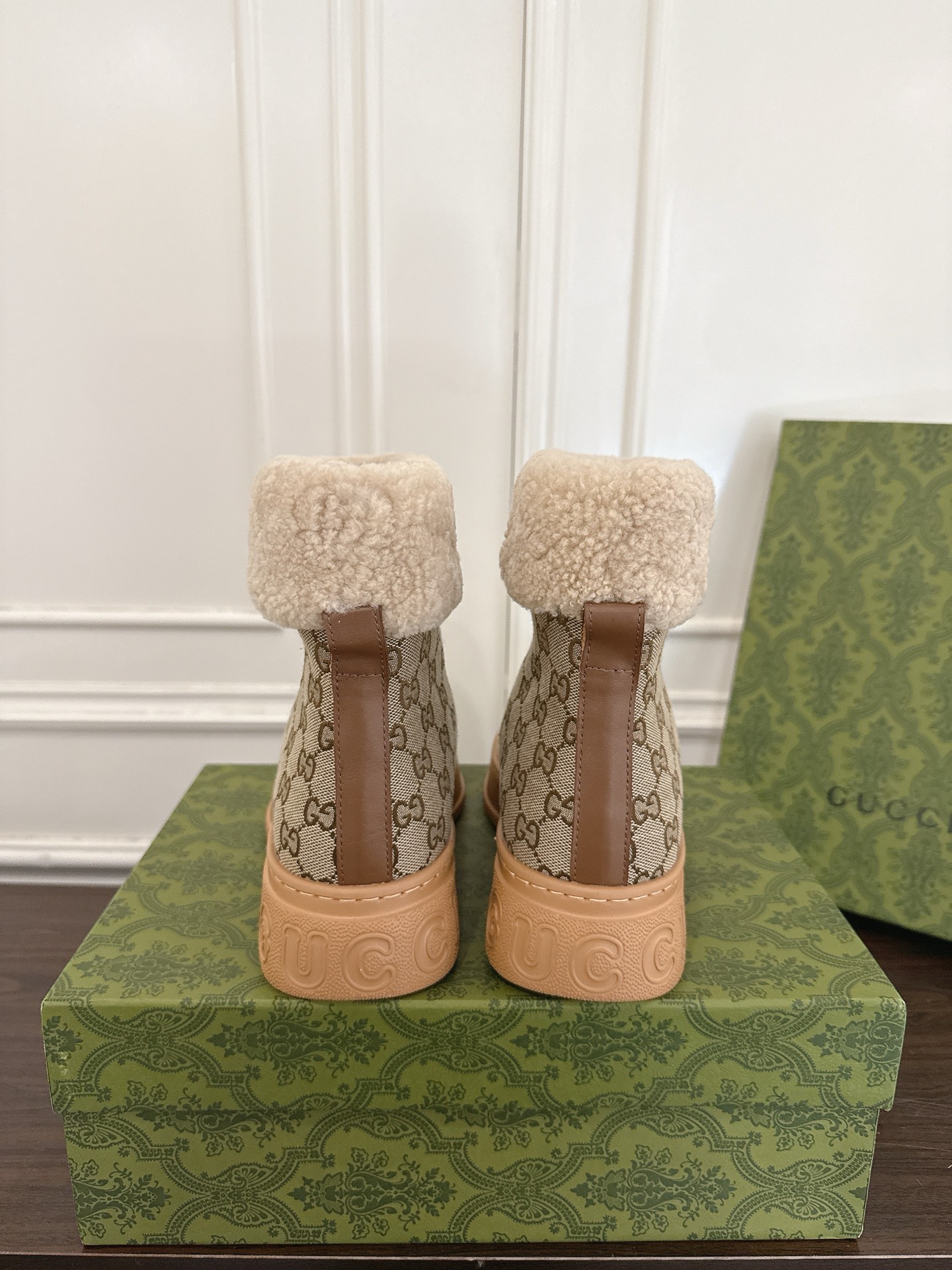 Women's shoes collection