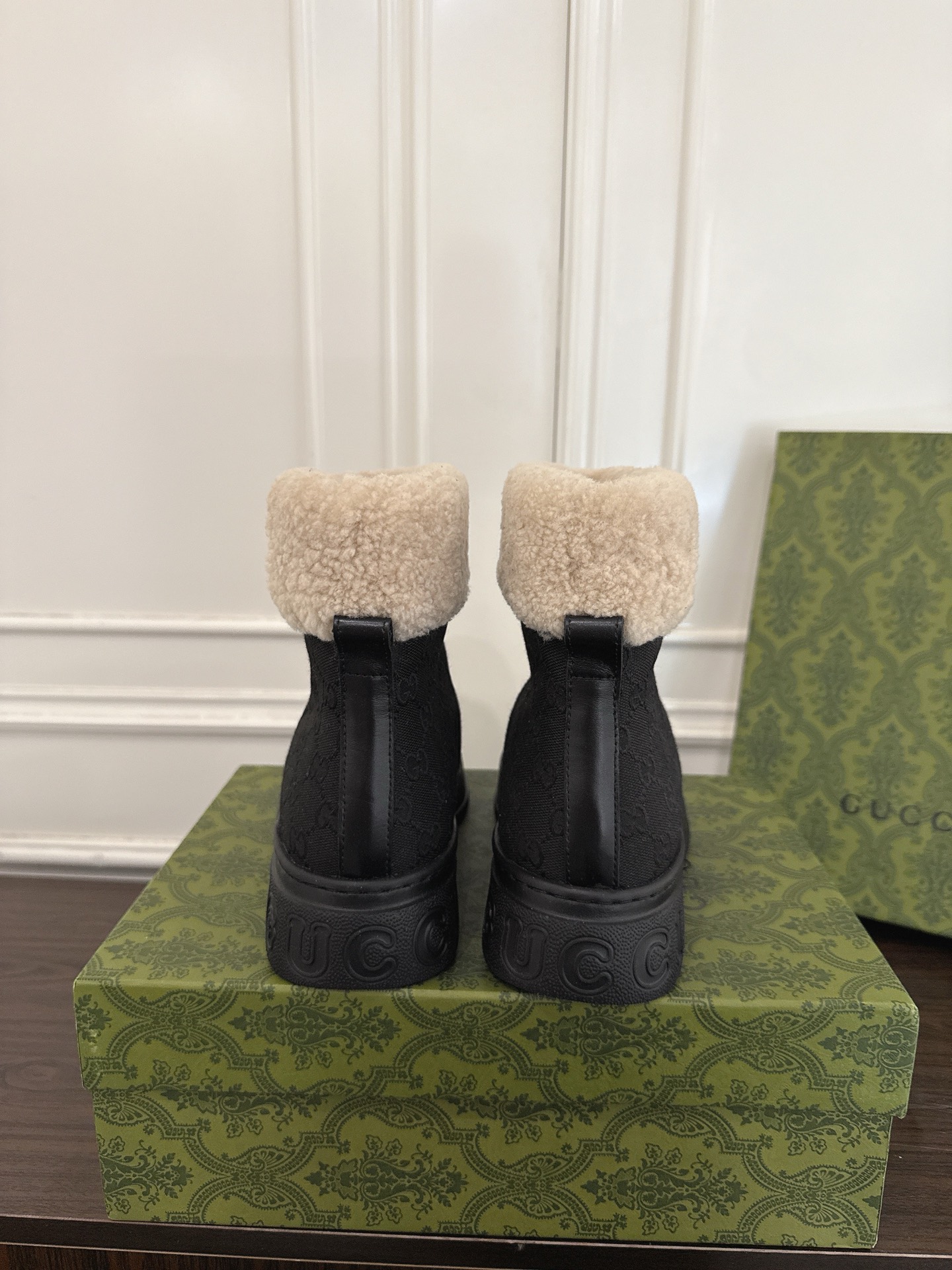 Women's shoes collection