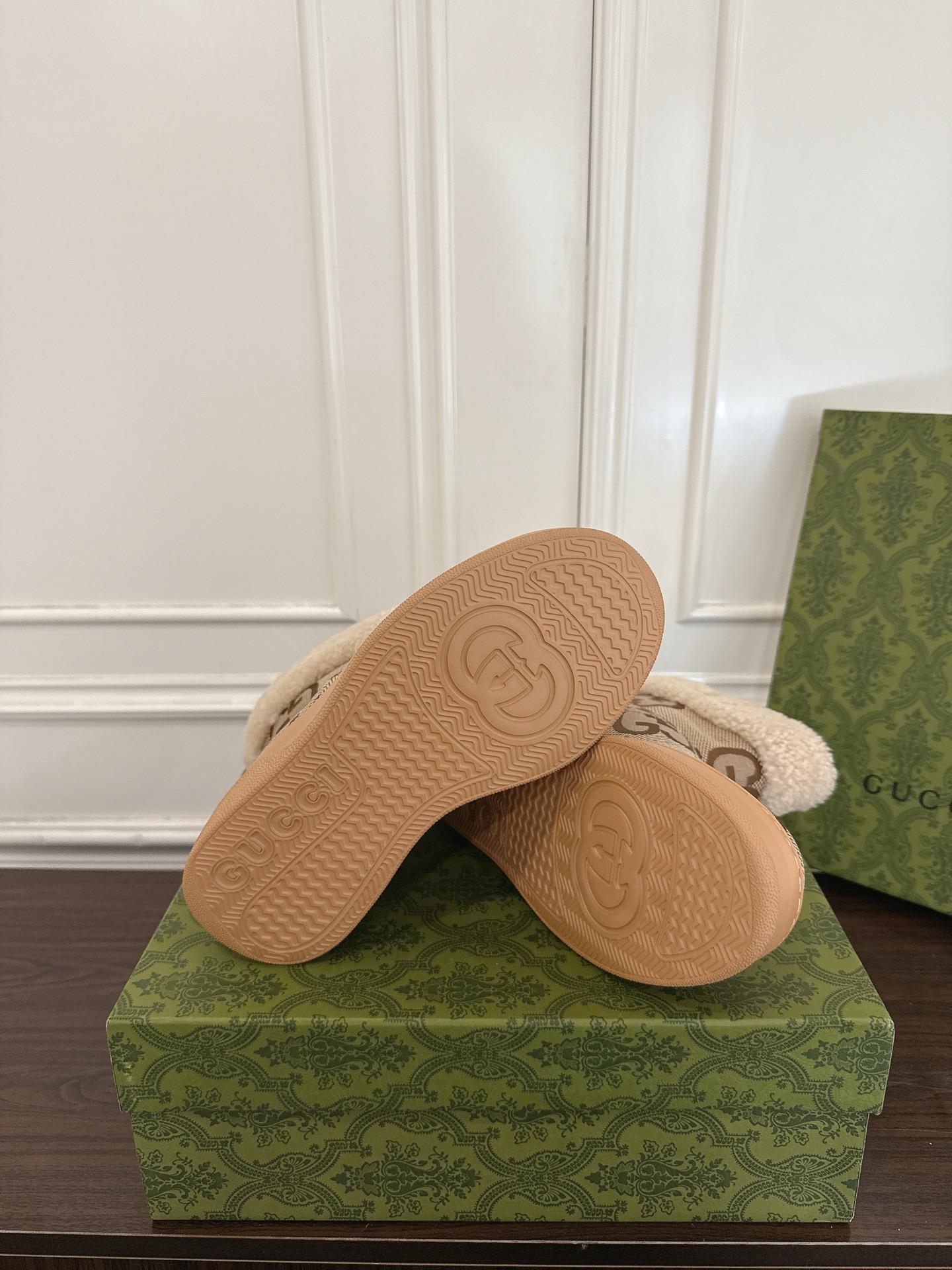 Women's shoes collection
