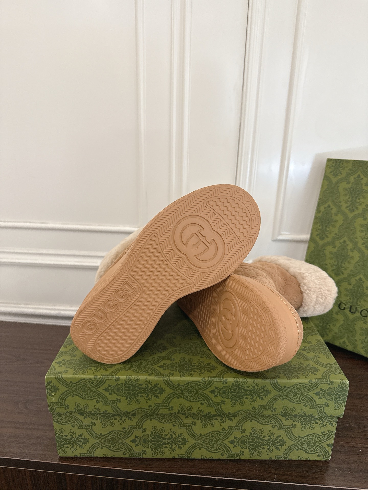 Women's shoes collection