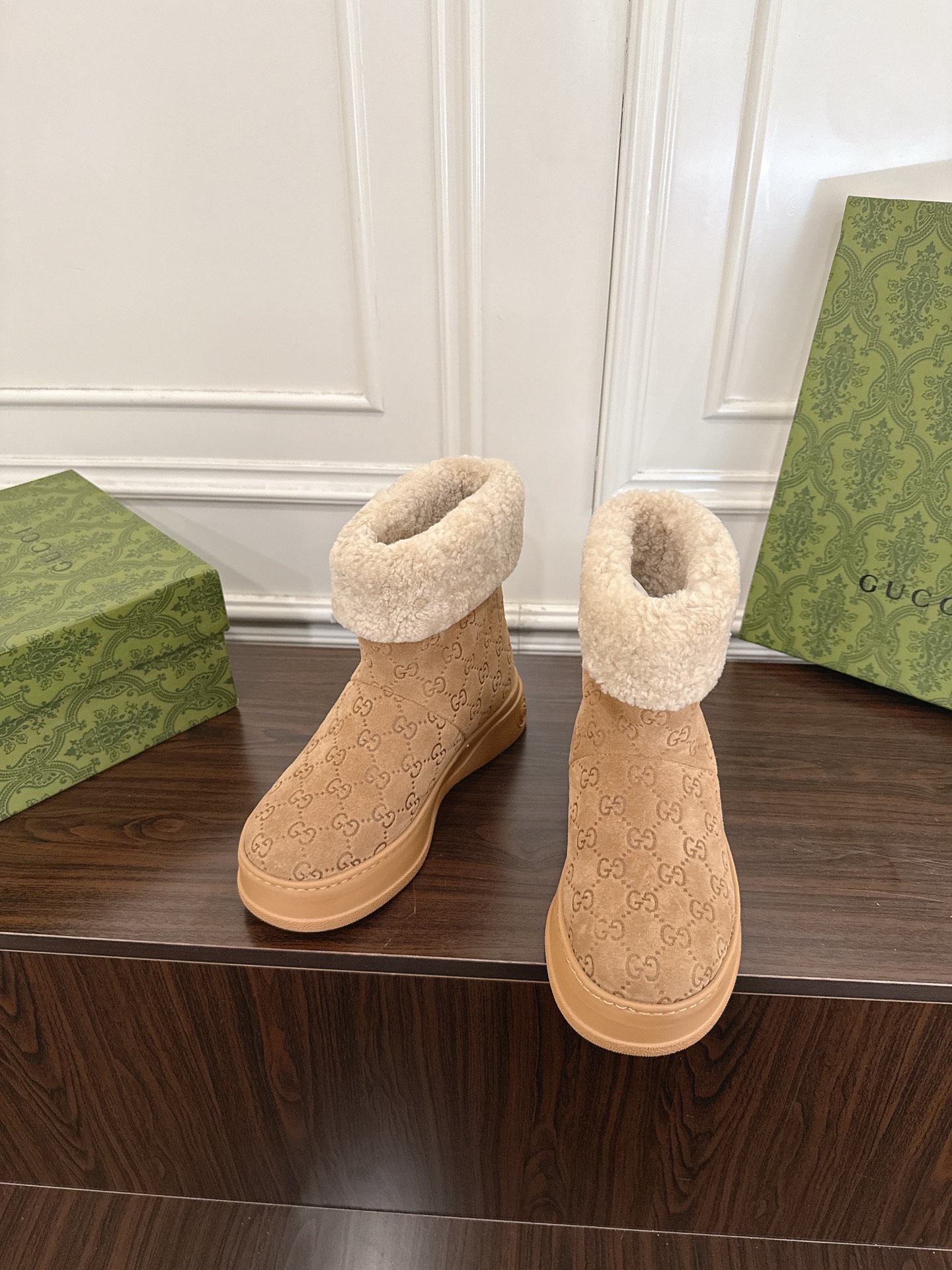 Women's shoes collection