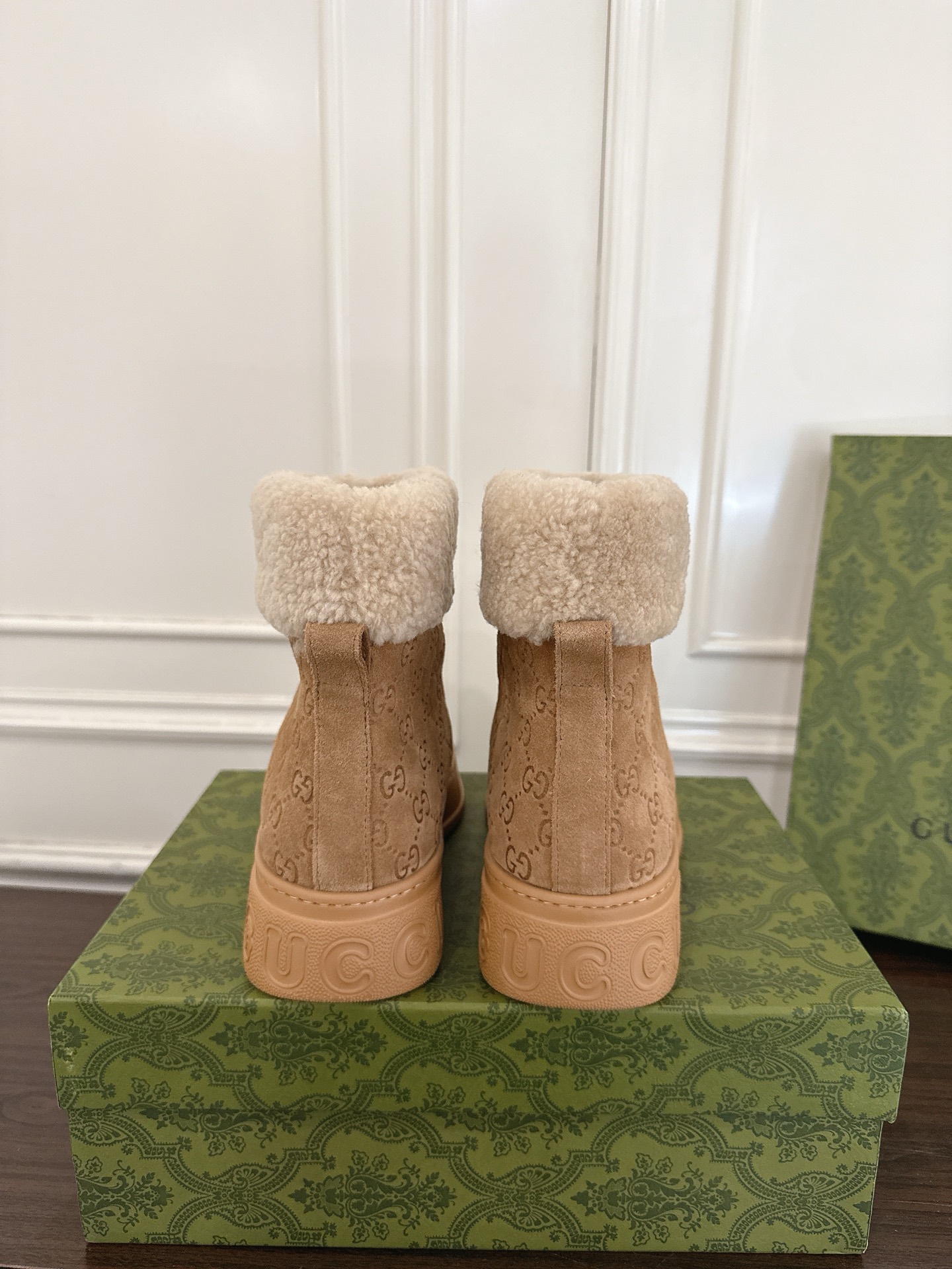 Women's shoes collection