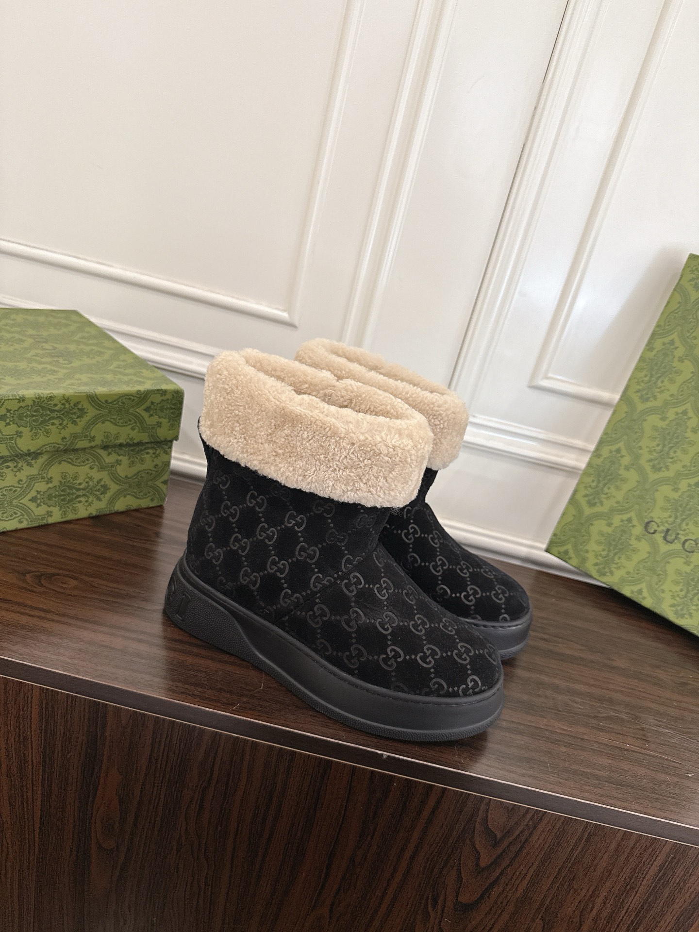 Women's shoes collection