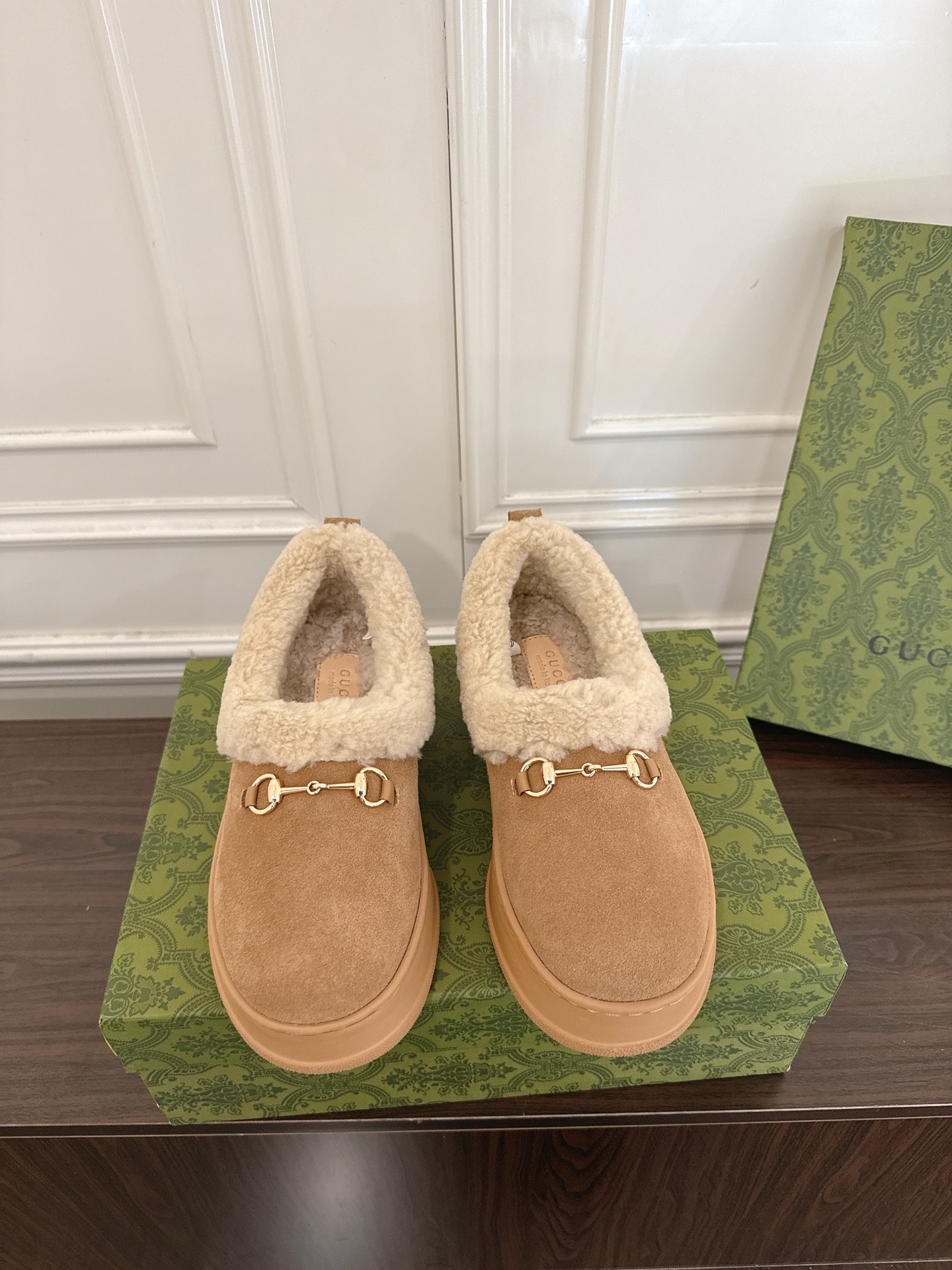 Women's shoes collection