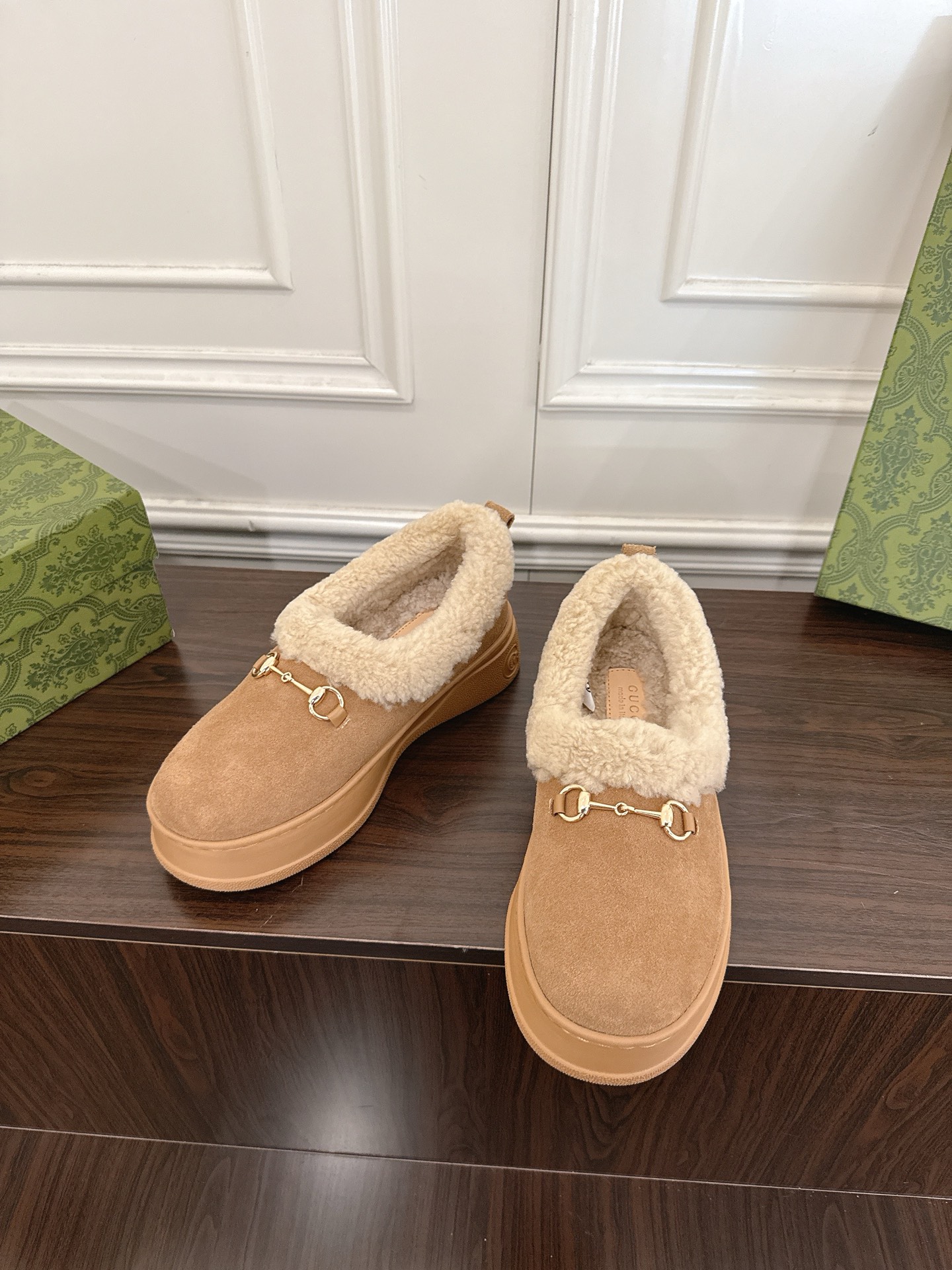 Women's shoes collection
