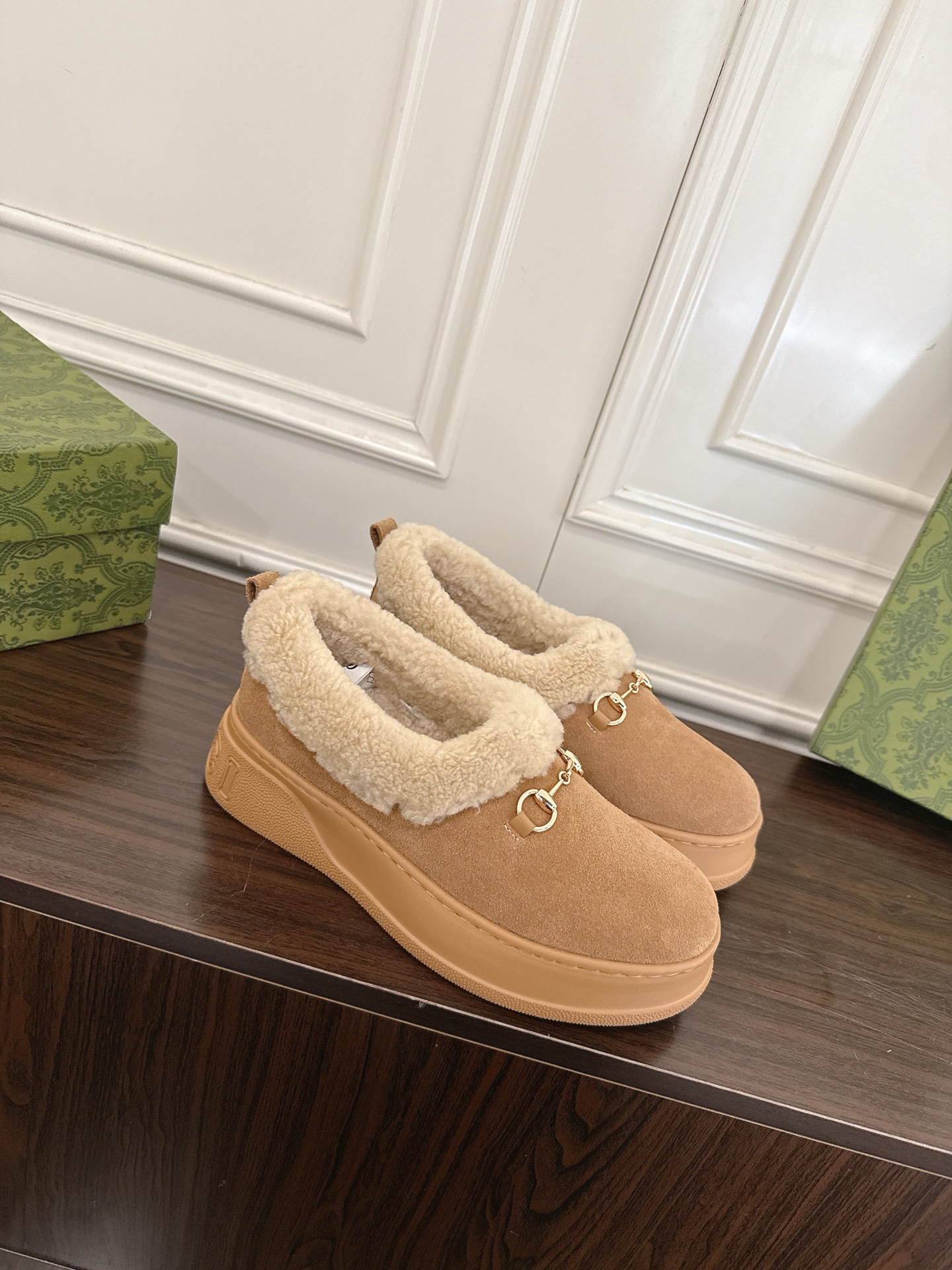 Women's shoes collection