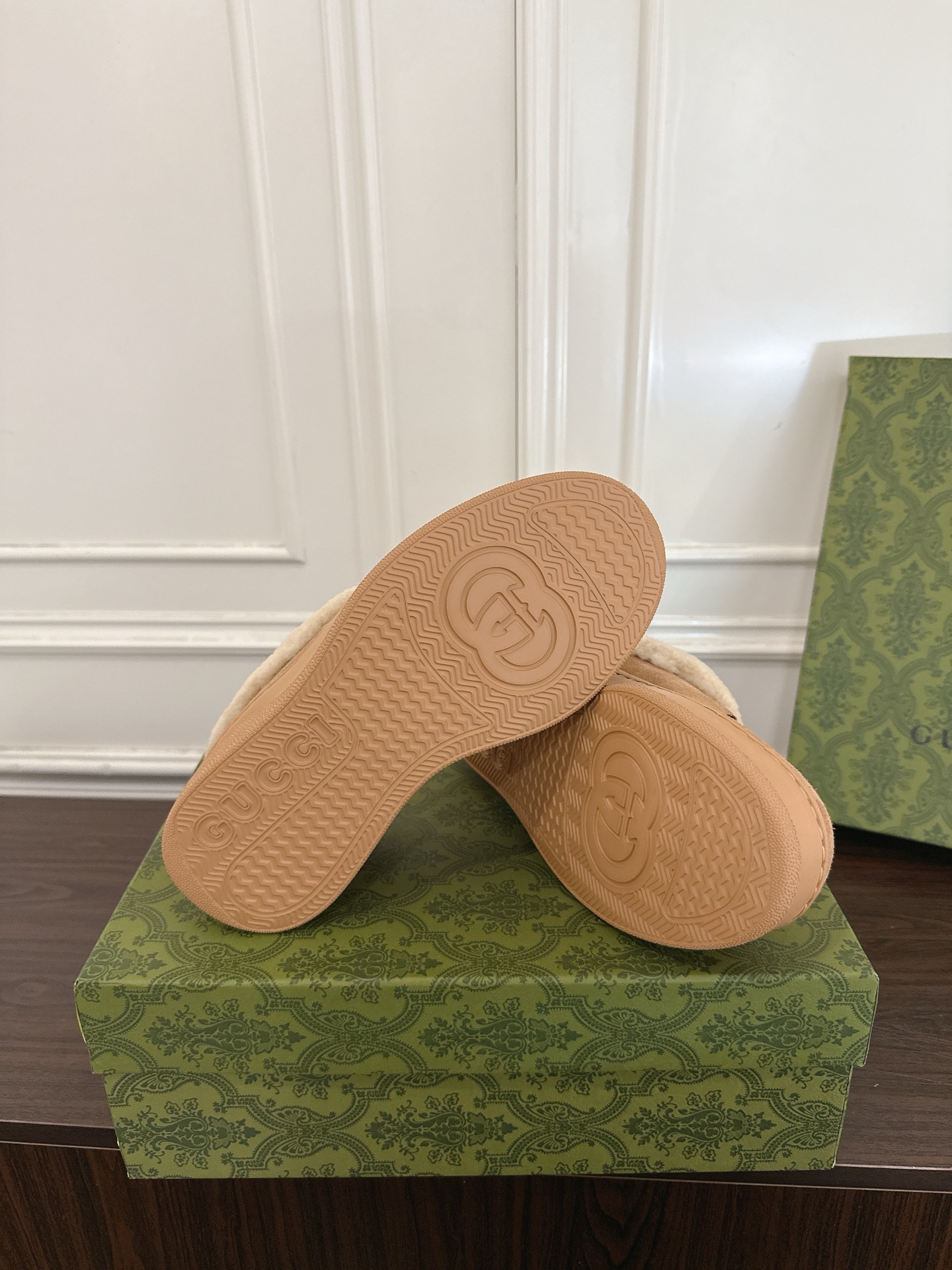 Women's shoes collection