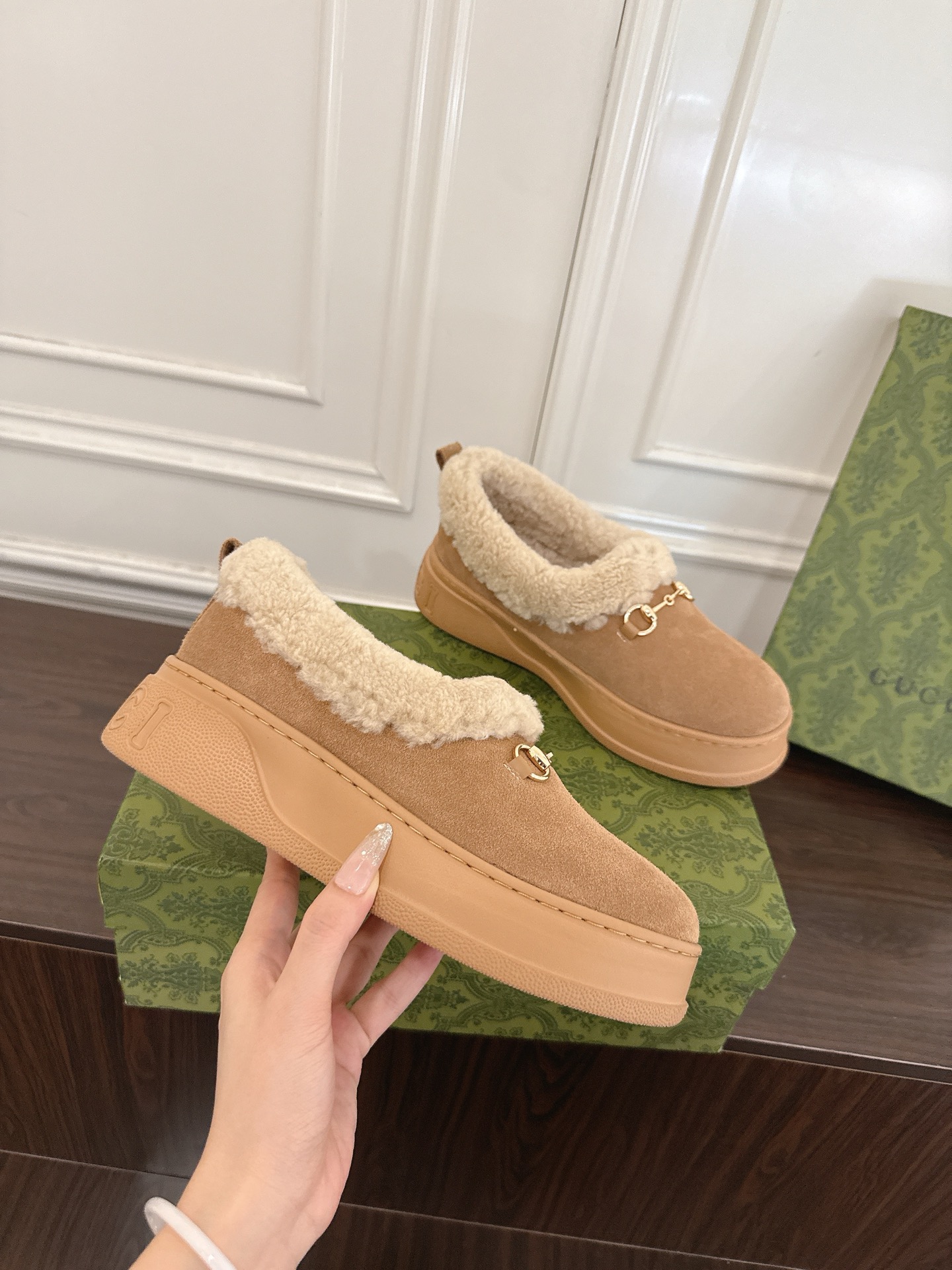Women's shoes collection