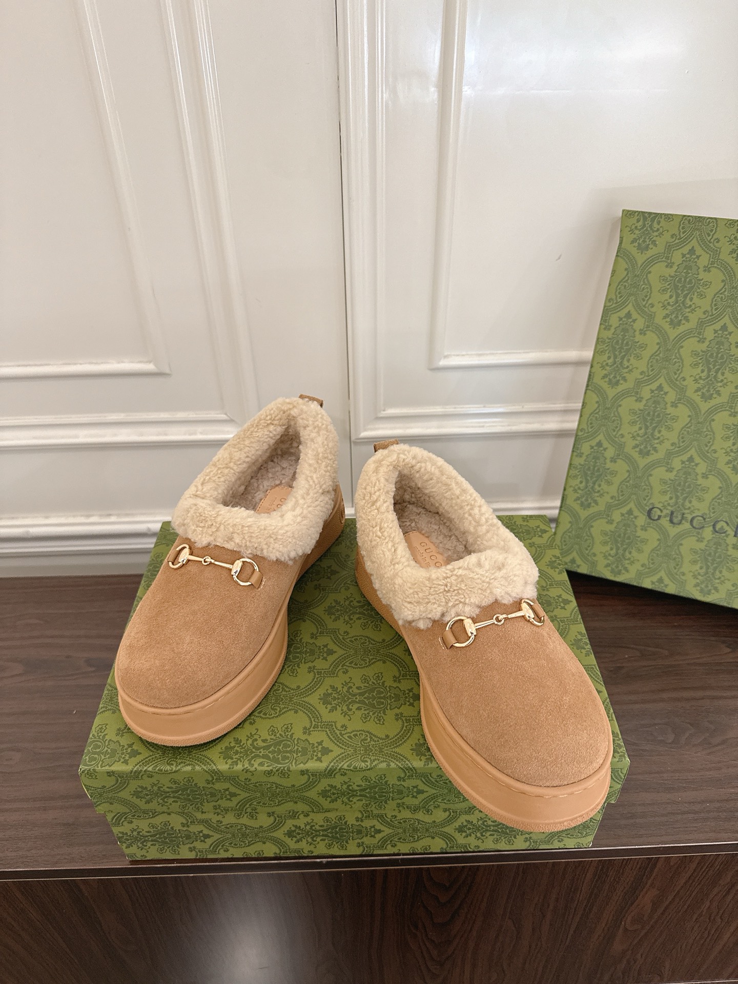 Women's shoes collection