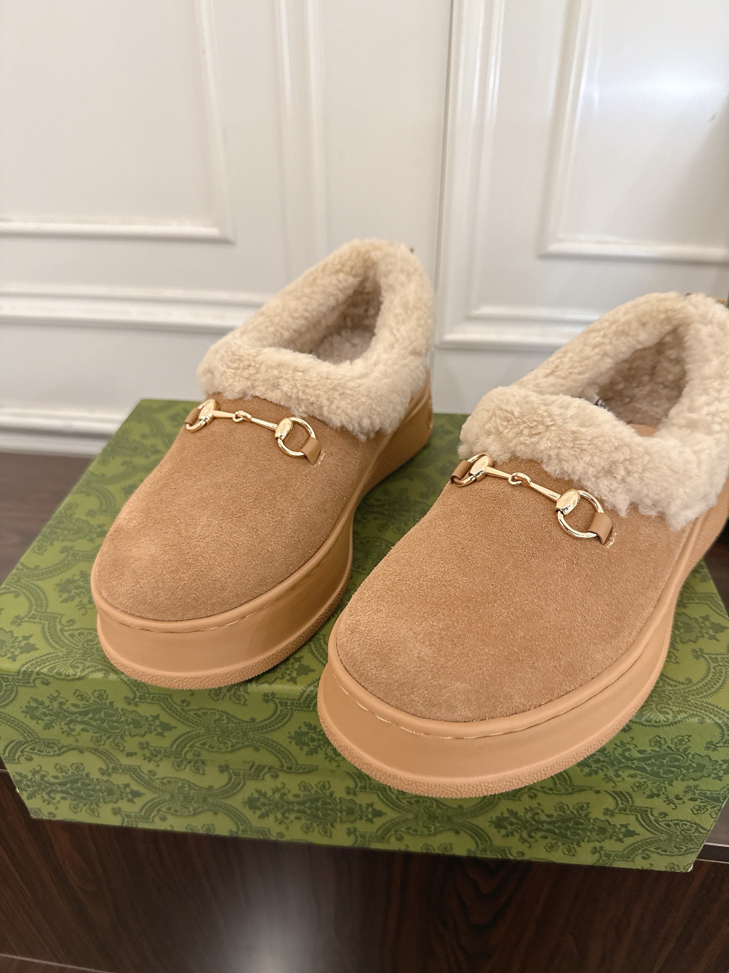 Women's shoes collection