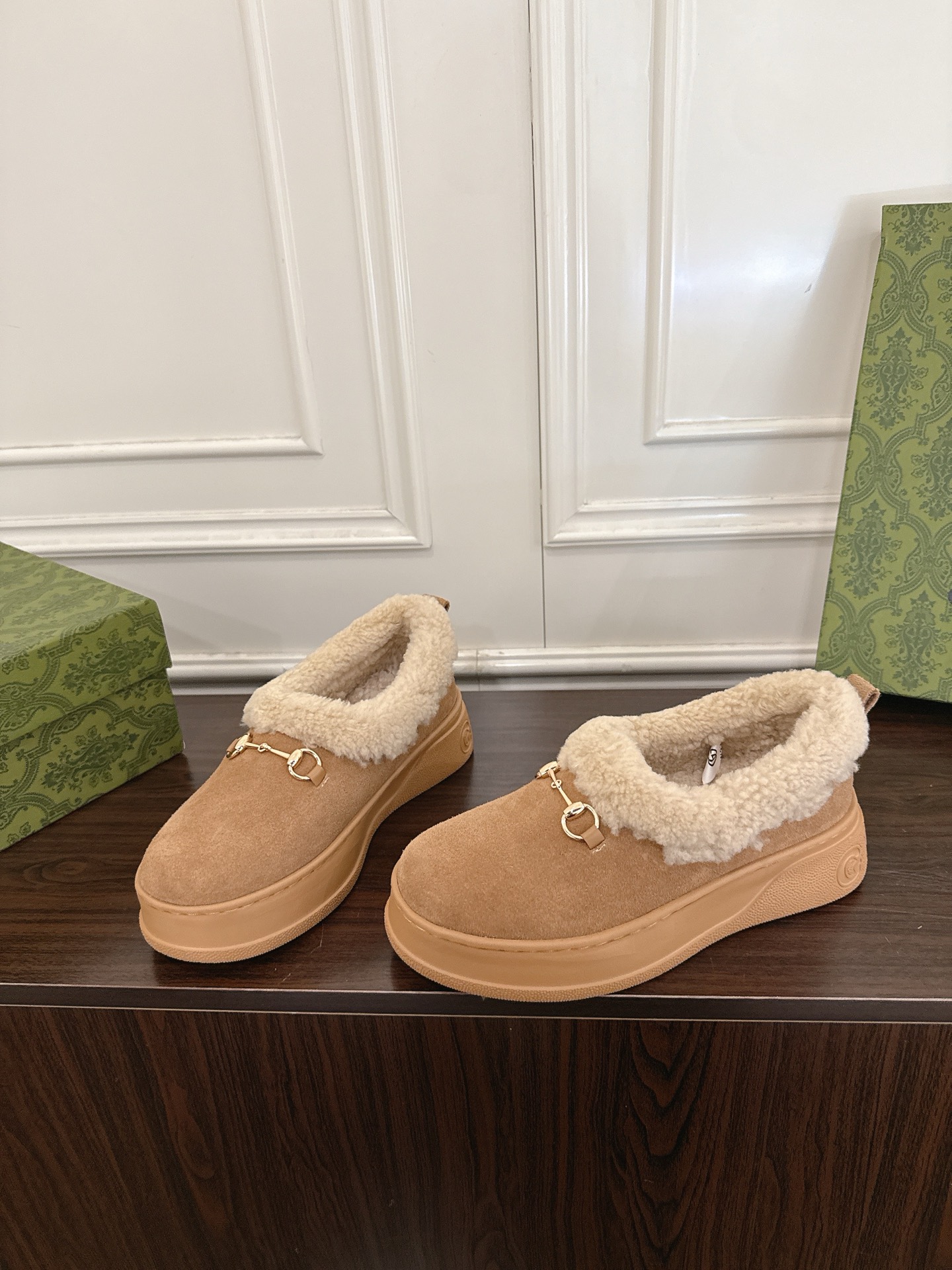 Women's shoes collection