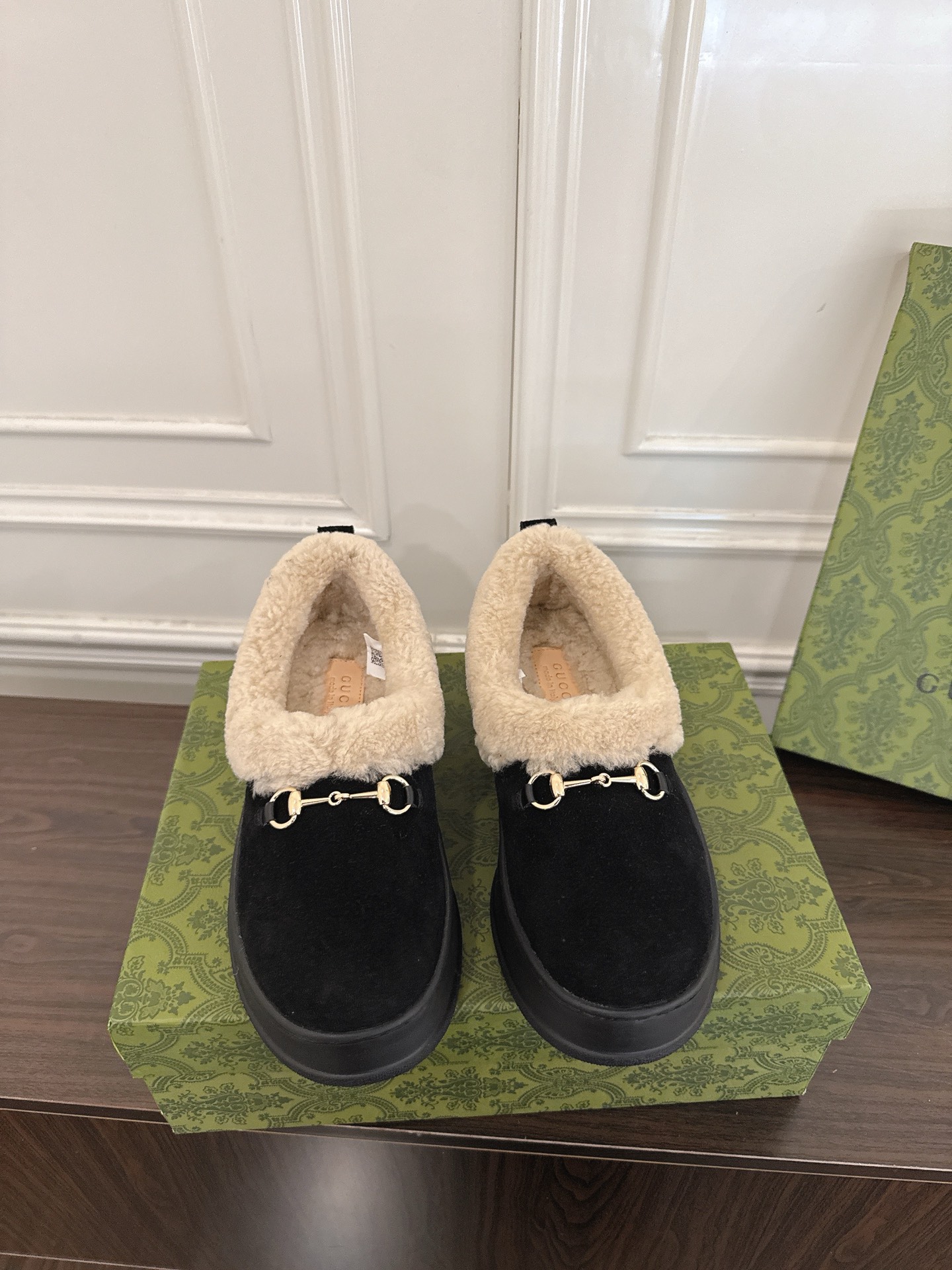 Women's shoes collection