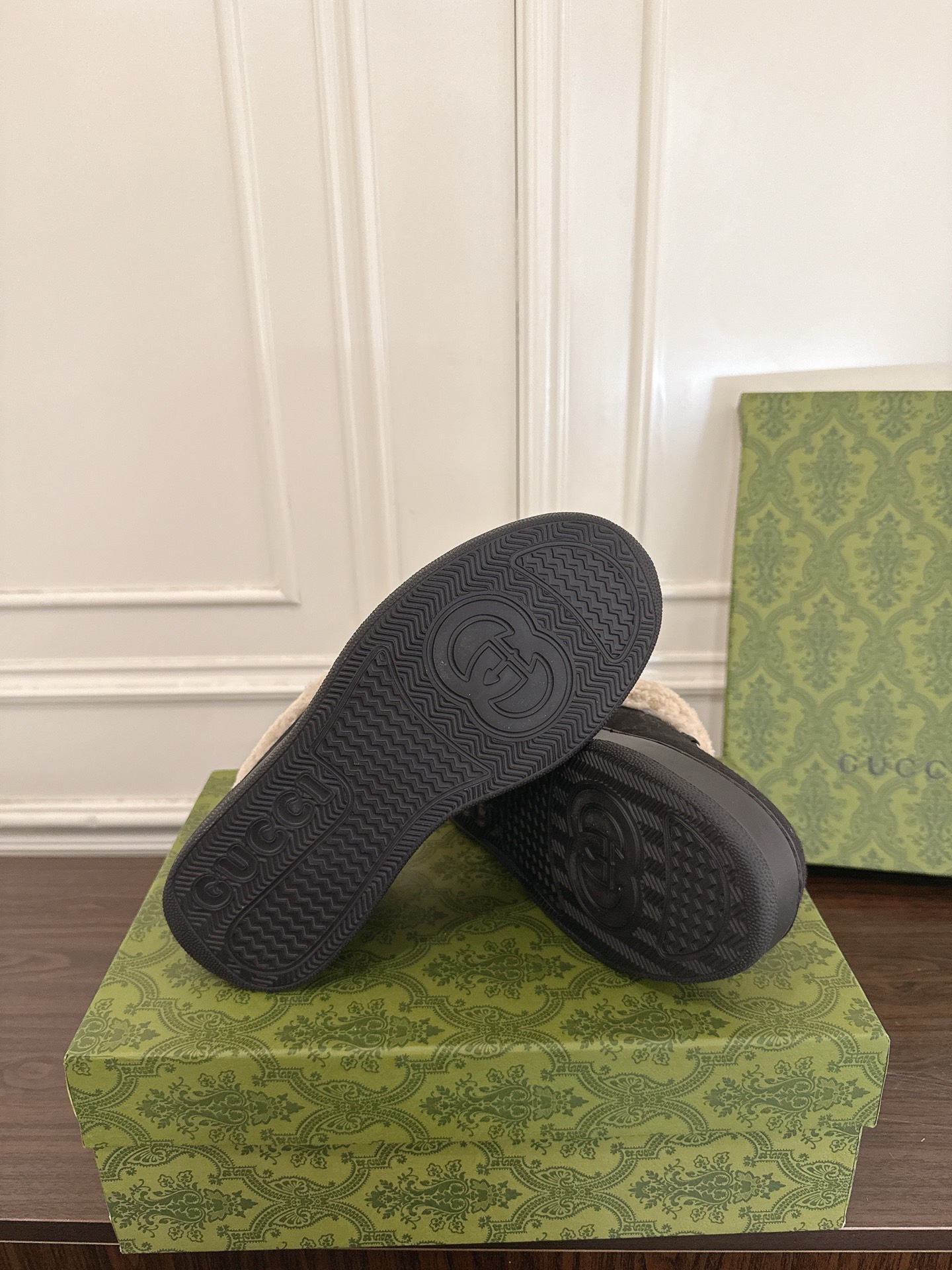 Women's shoes collection