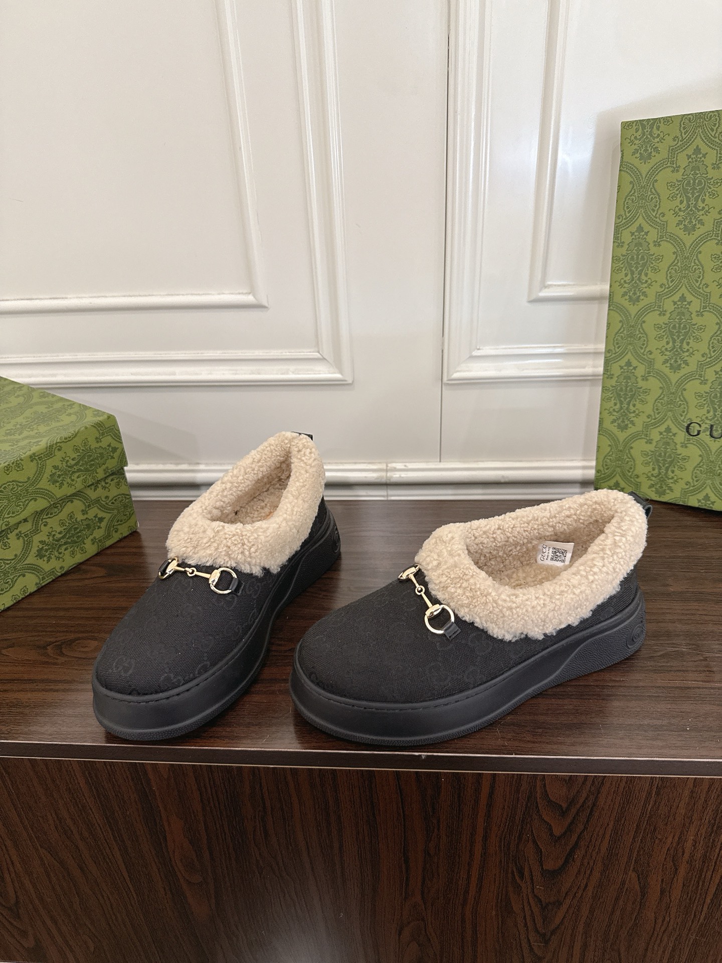 Women's shoes collection