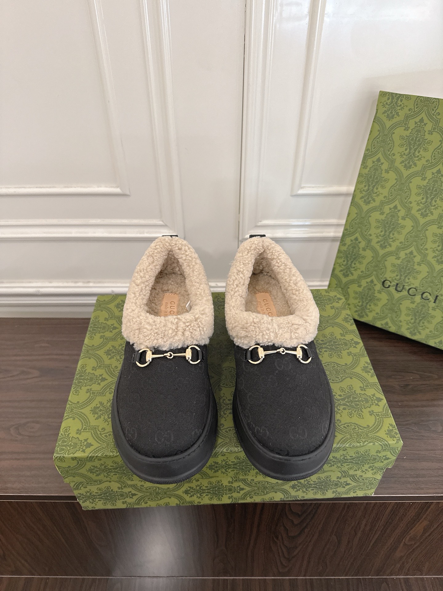 Women's shoes collection