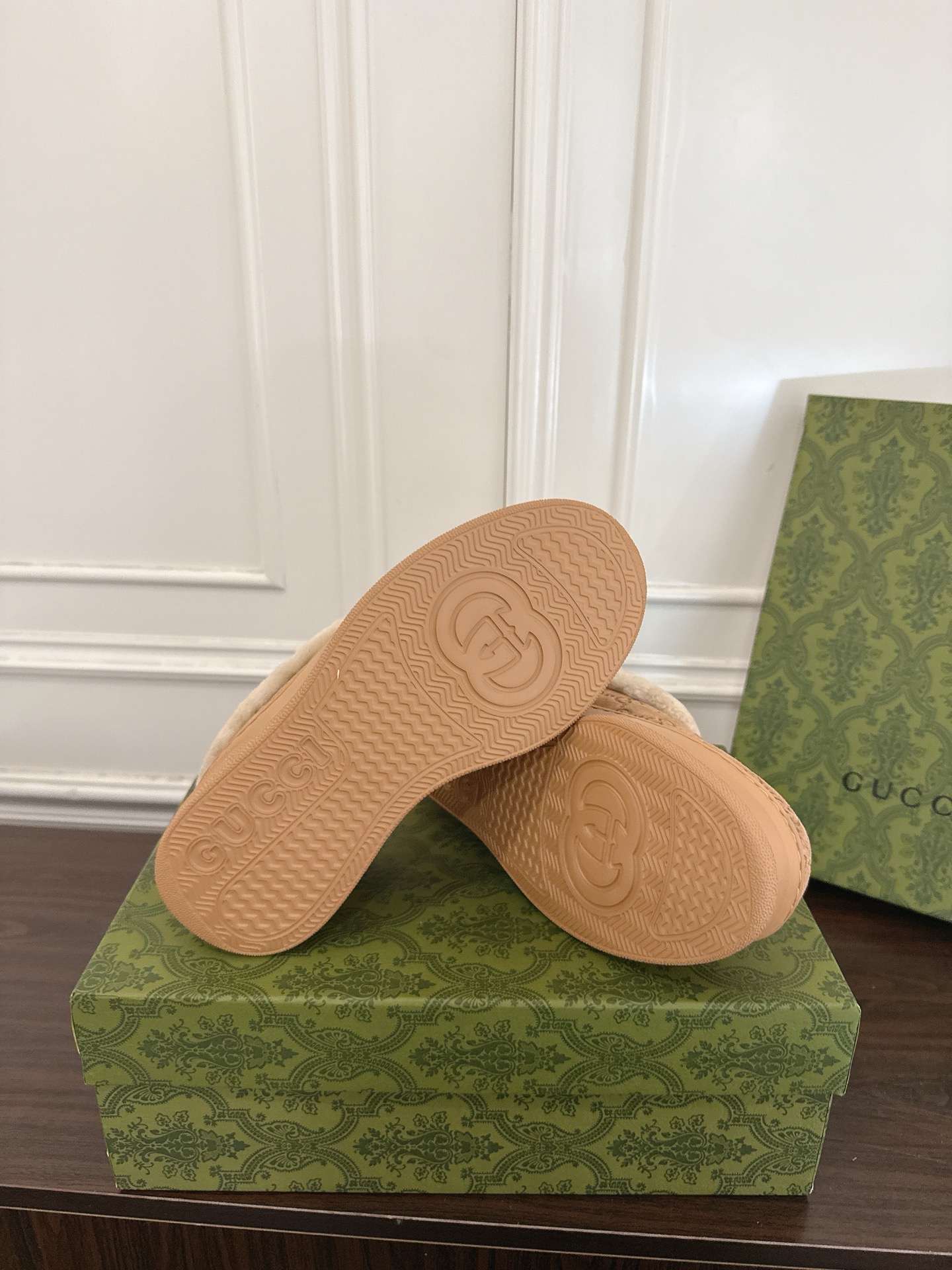 Women's shoes collection