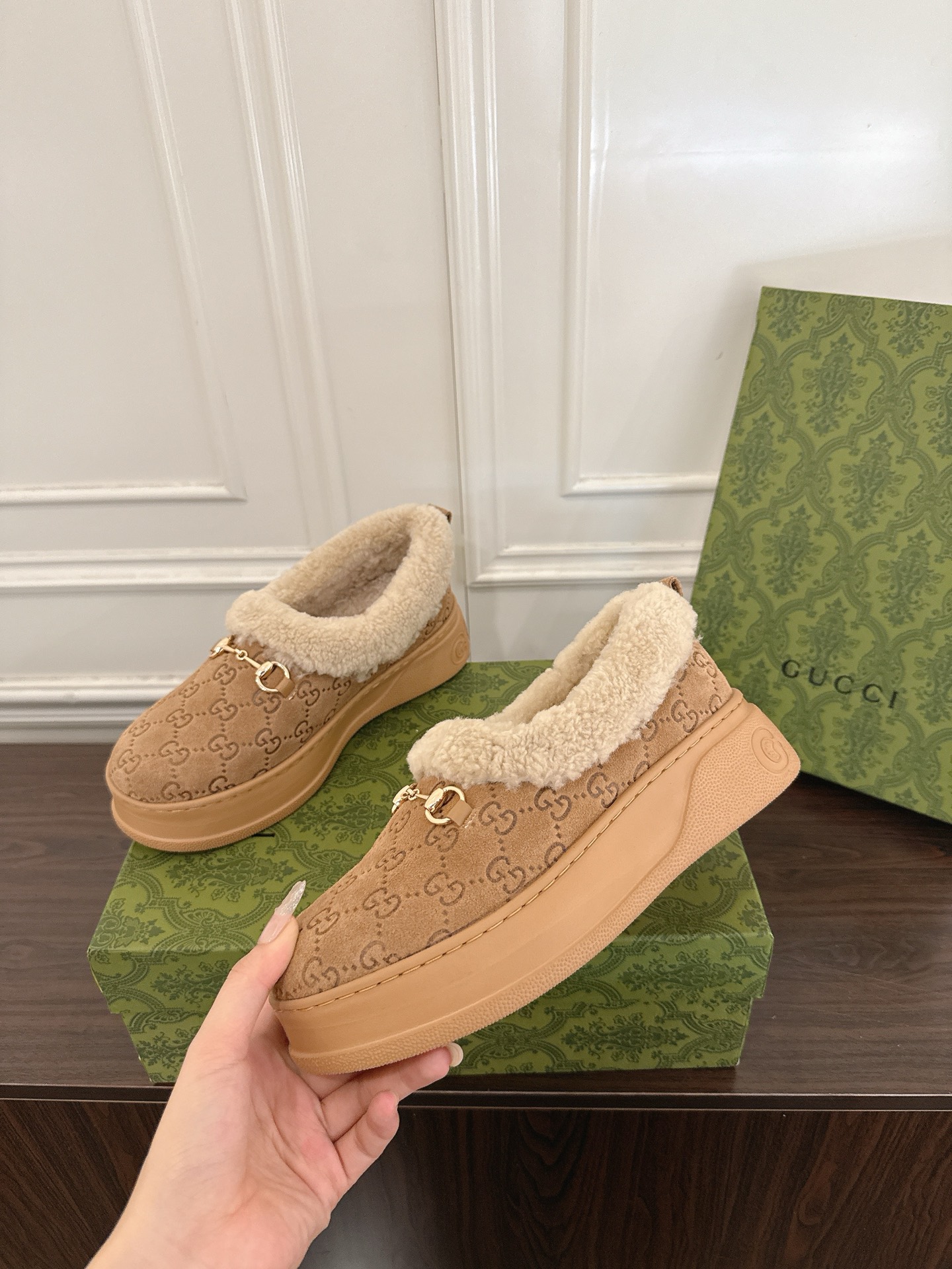 Women's shoes collection