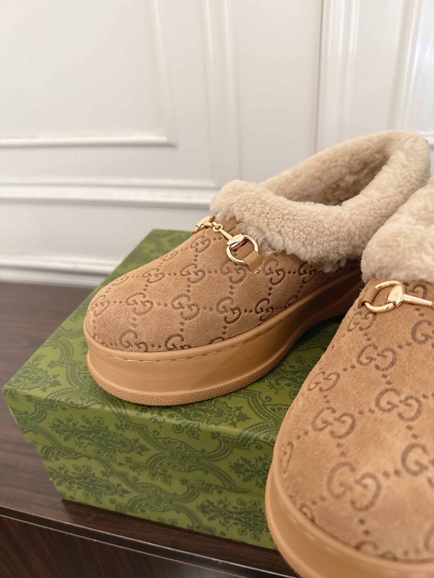 Women's shoes collection
