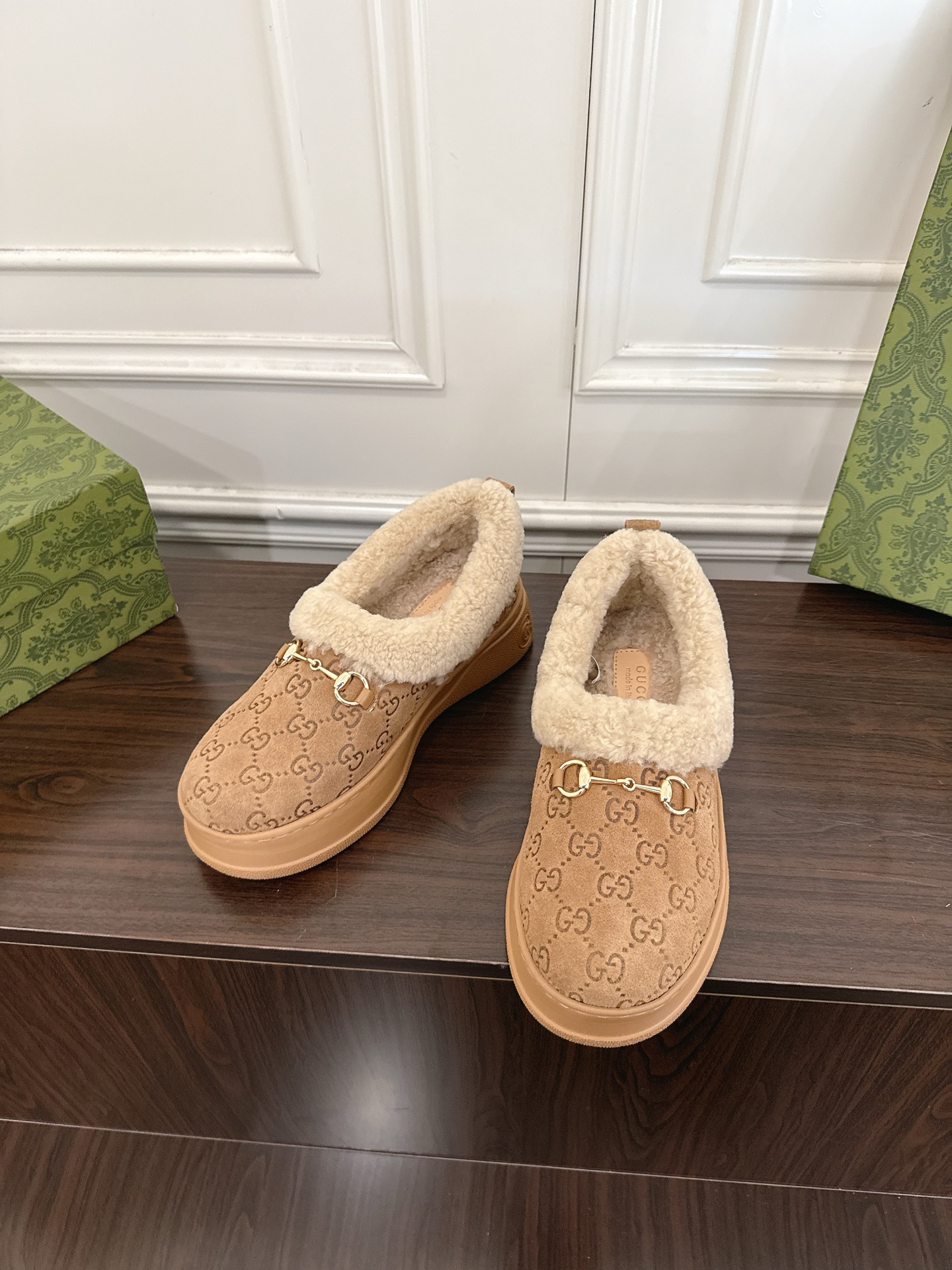 Women's shoes collection