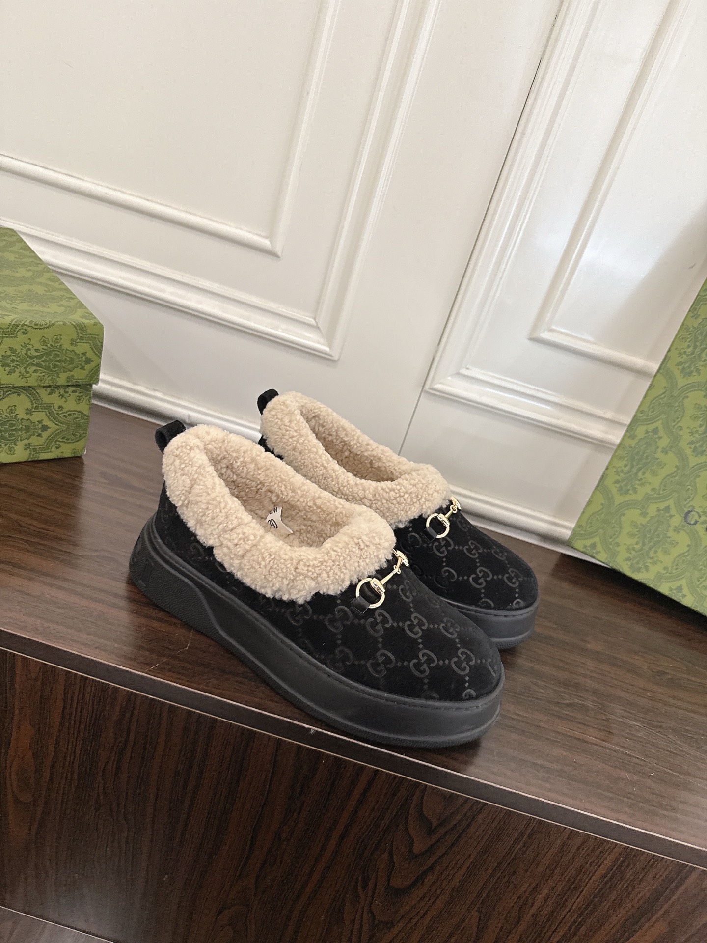 Women's shoes collection