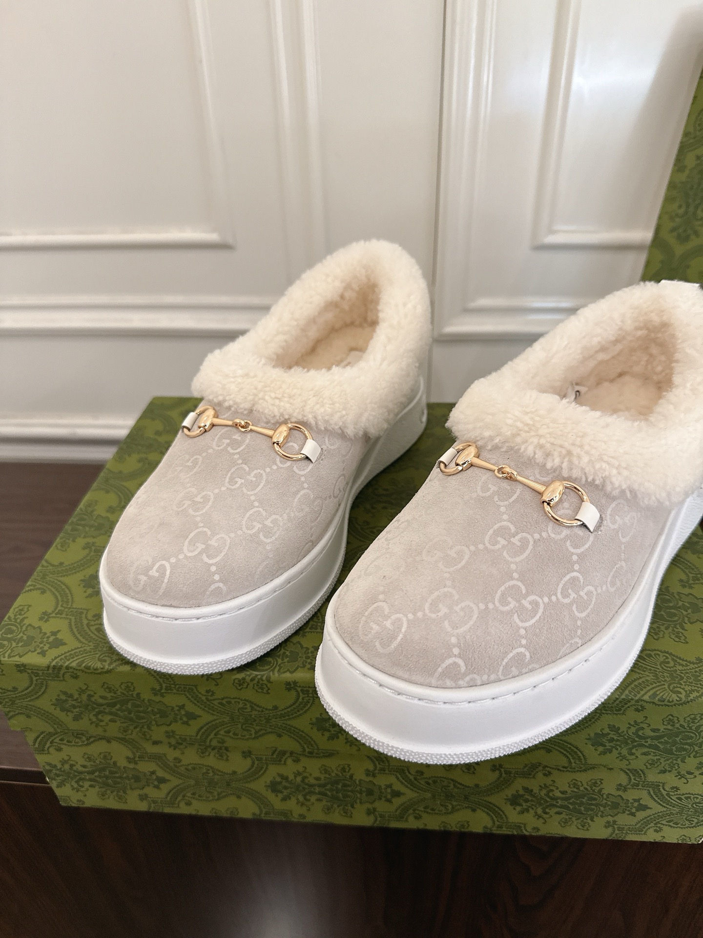 Women's shoes collection