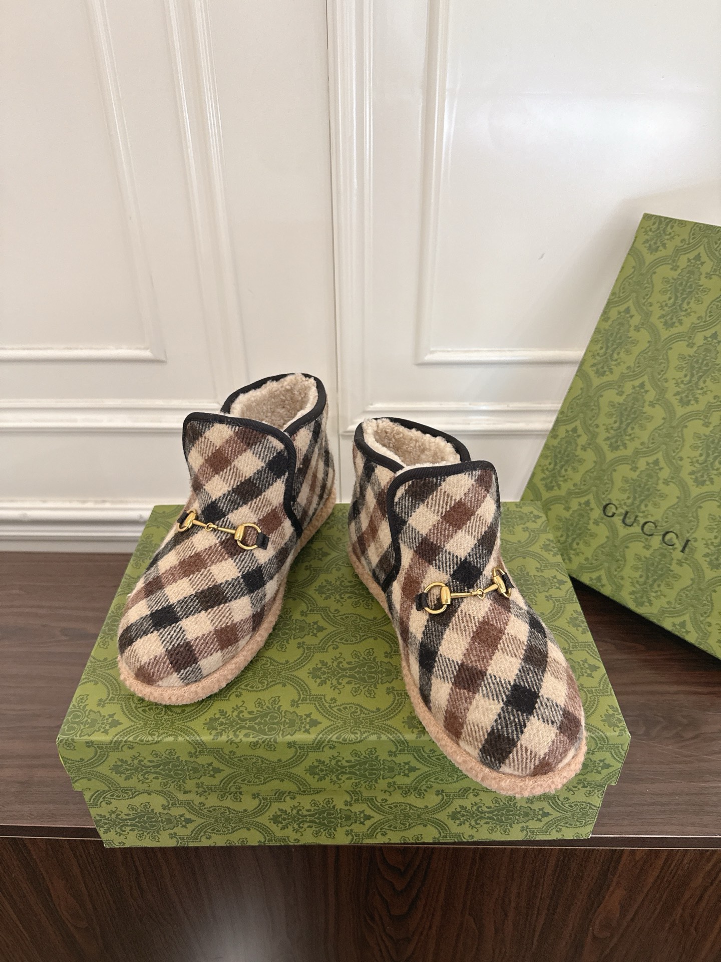 Women's shoes collection