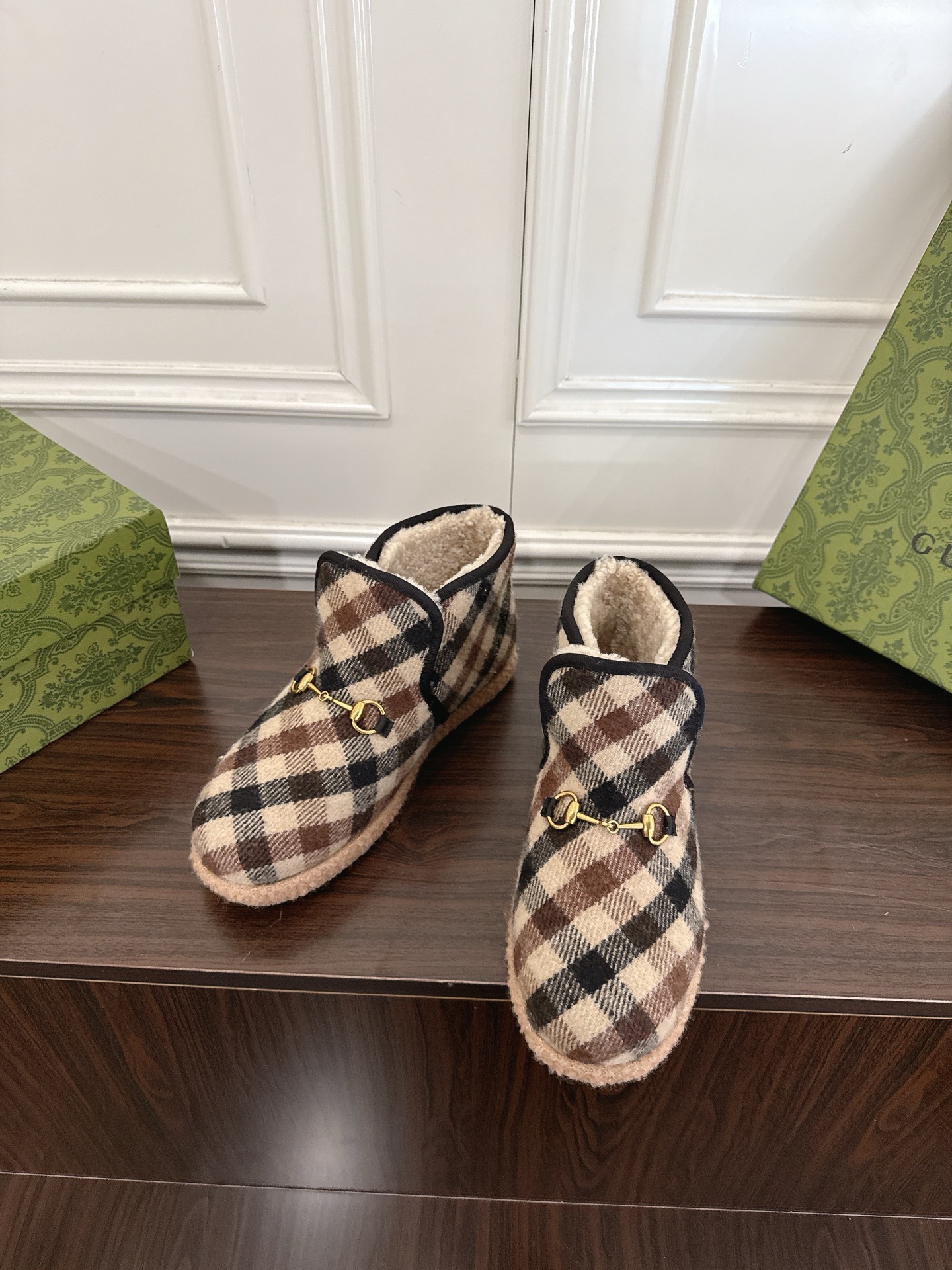 Women's shoes collection