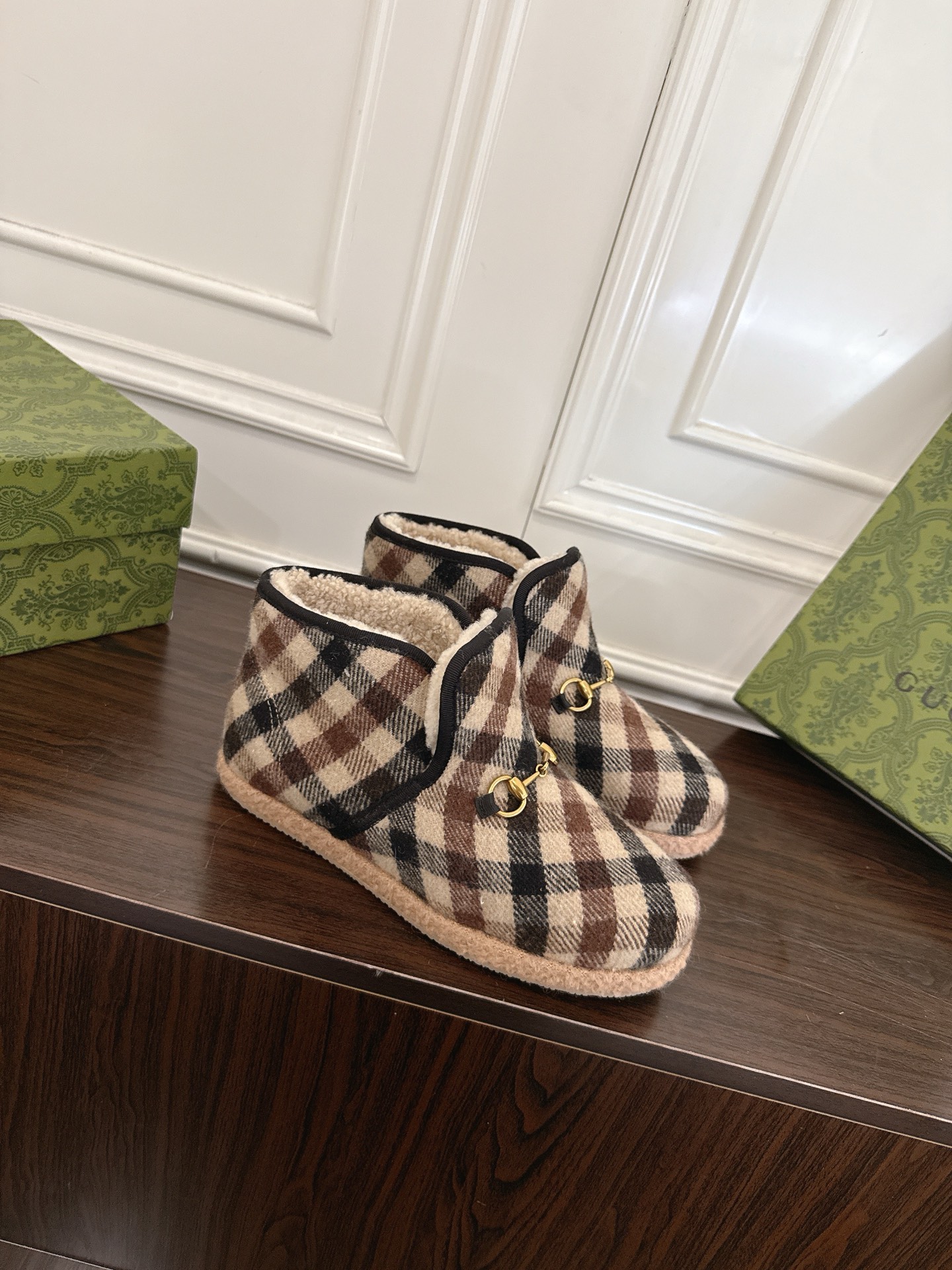 Women's shoes collection
