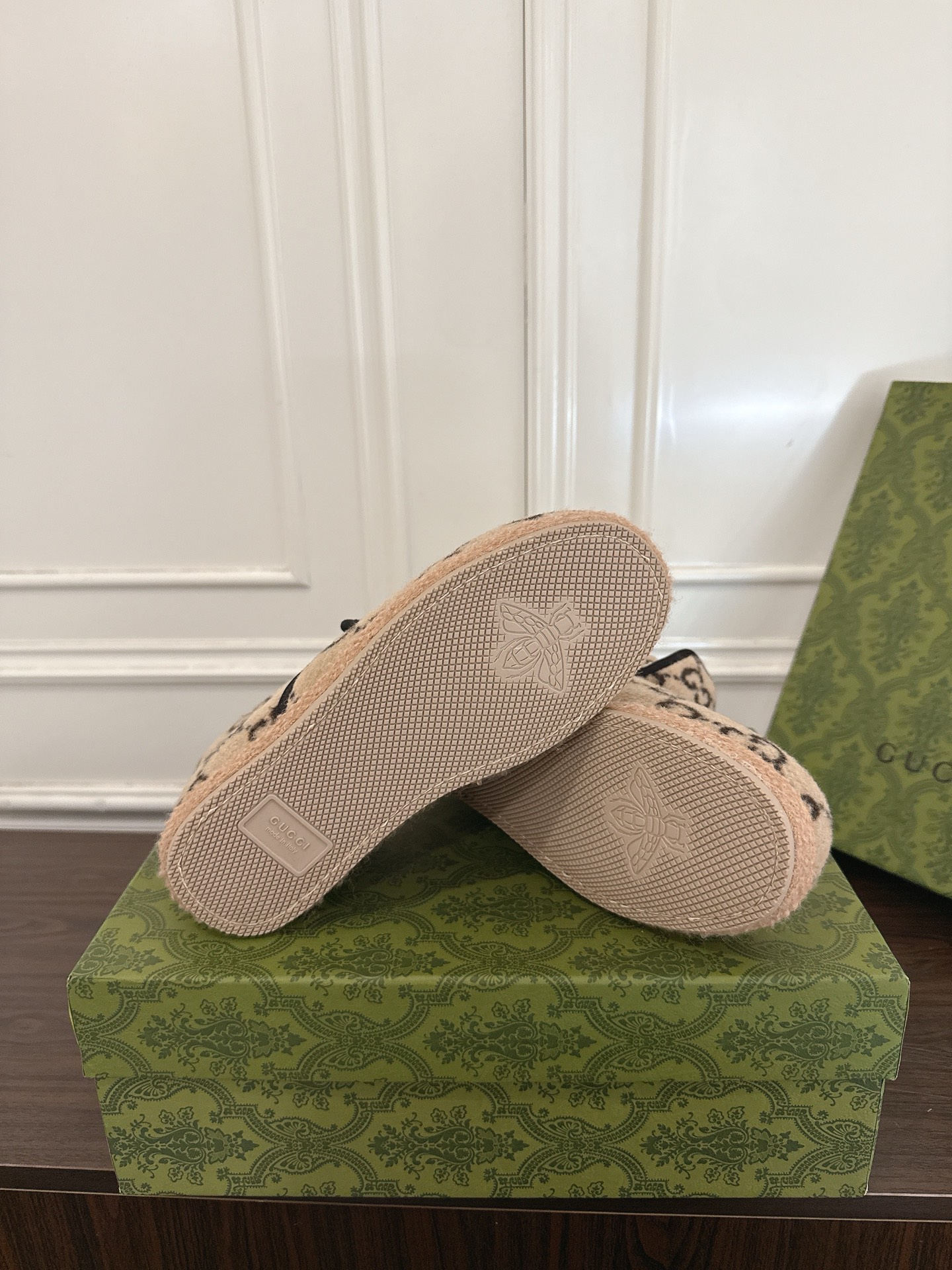 Women's shoes collection