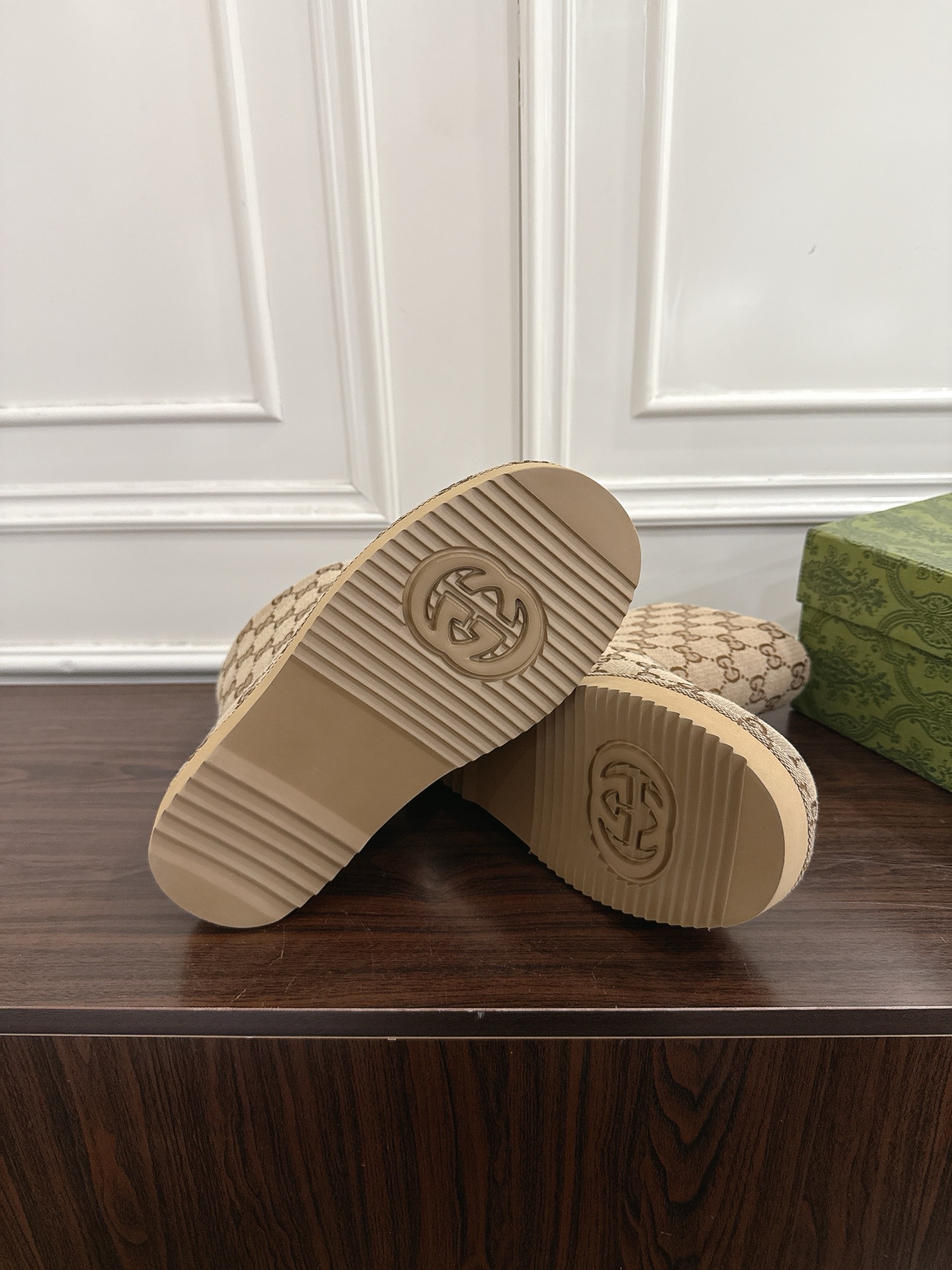 Women's shoes collection