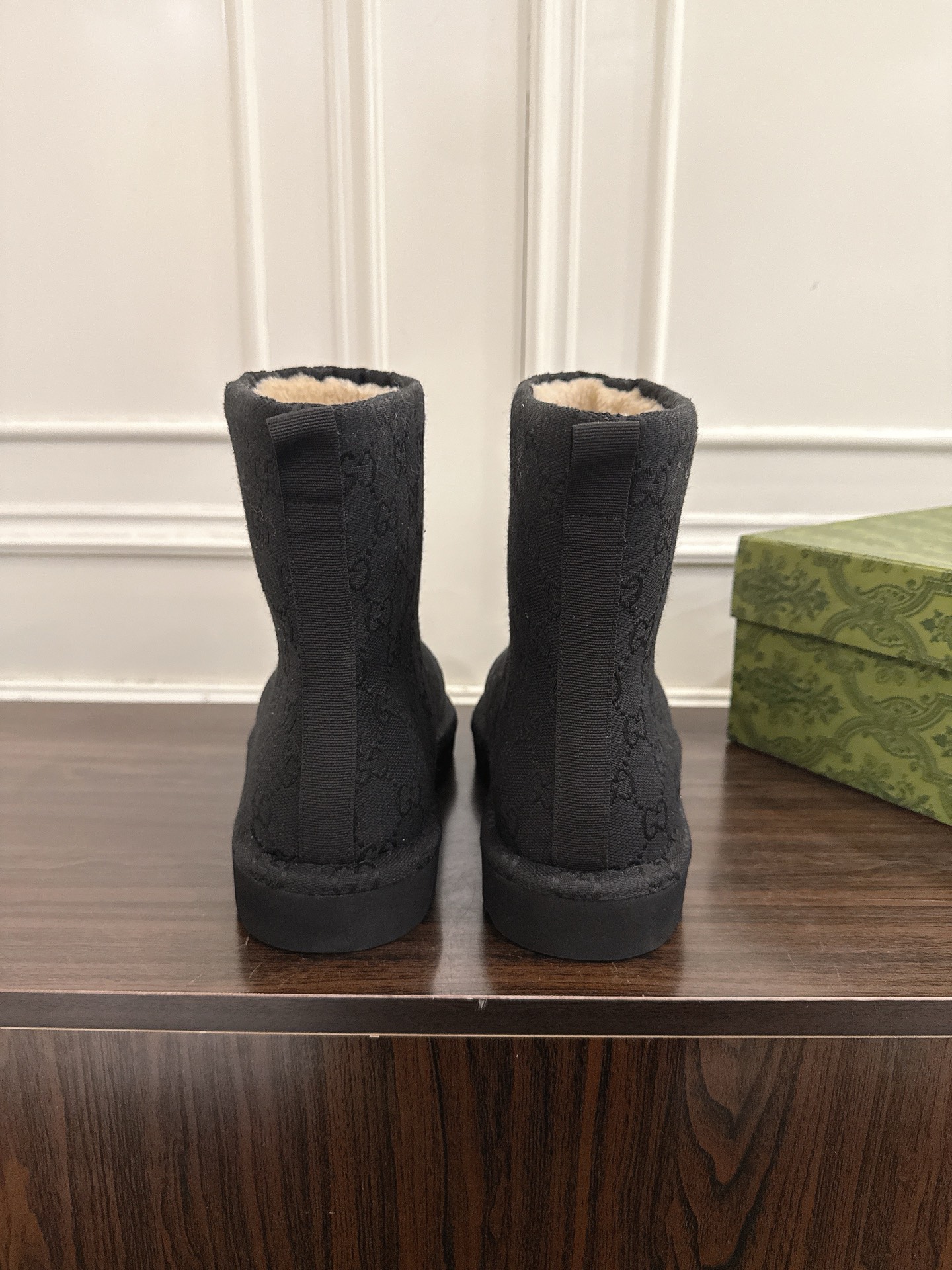 Women's shoes collection