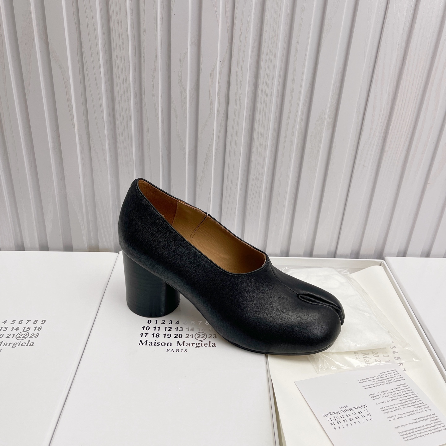 Women's shoes collection