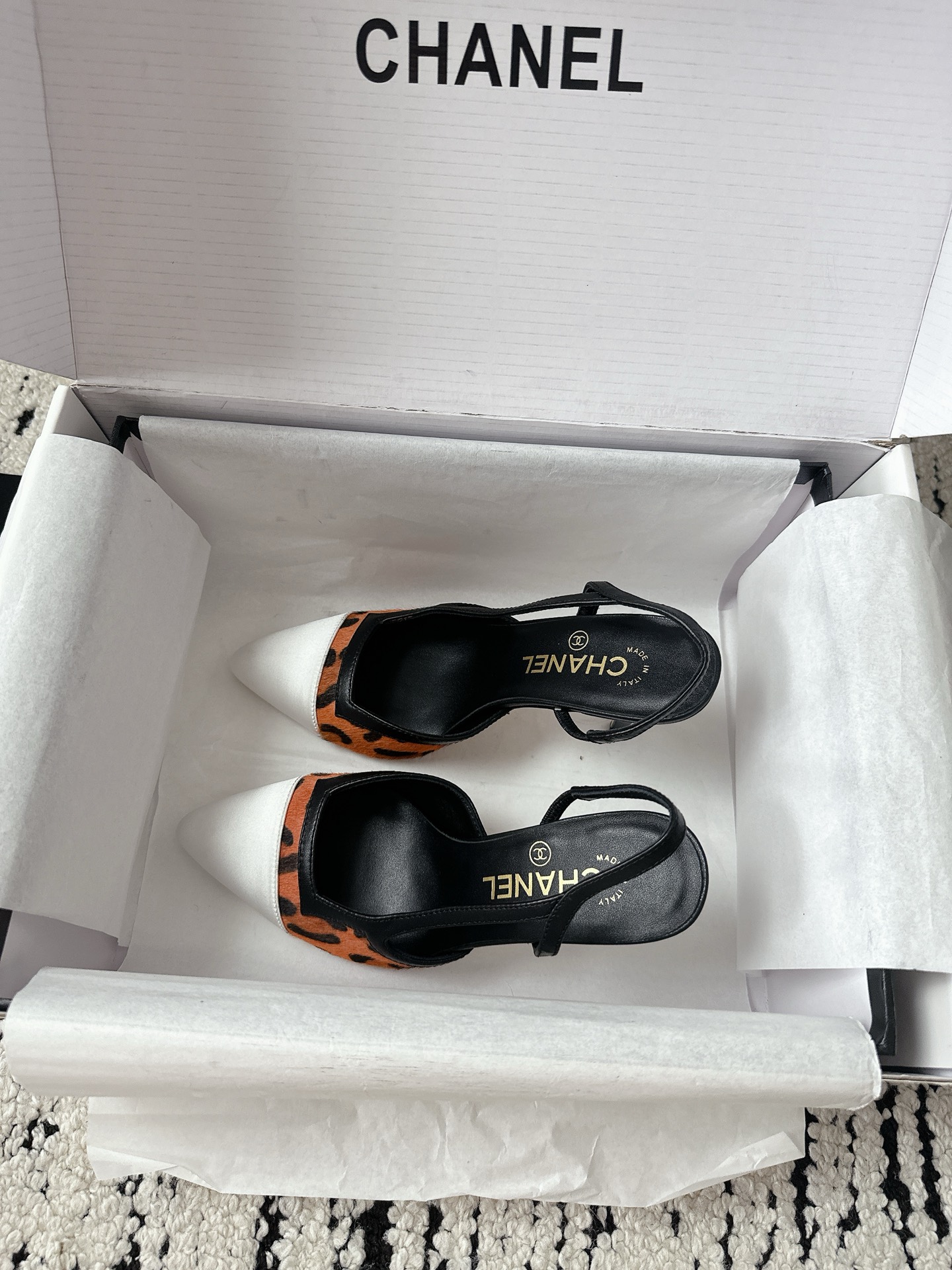Women's shoes collection