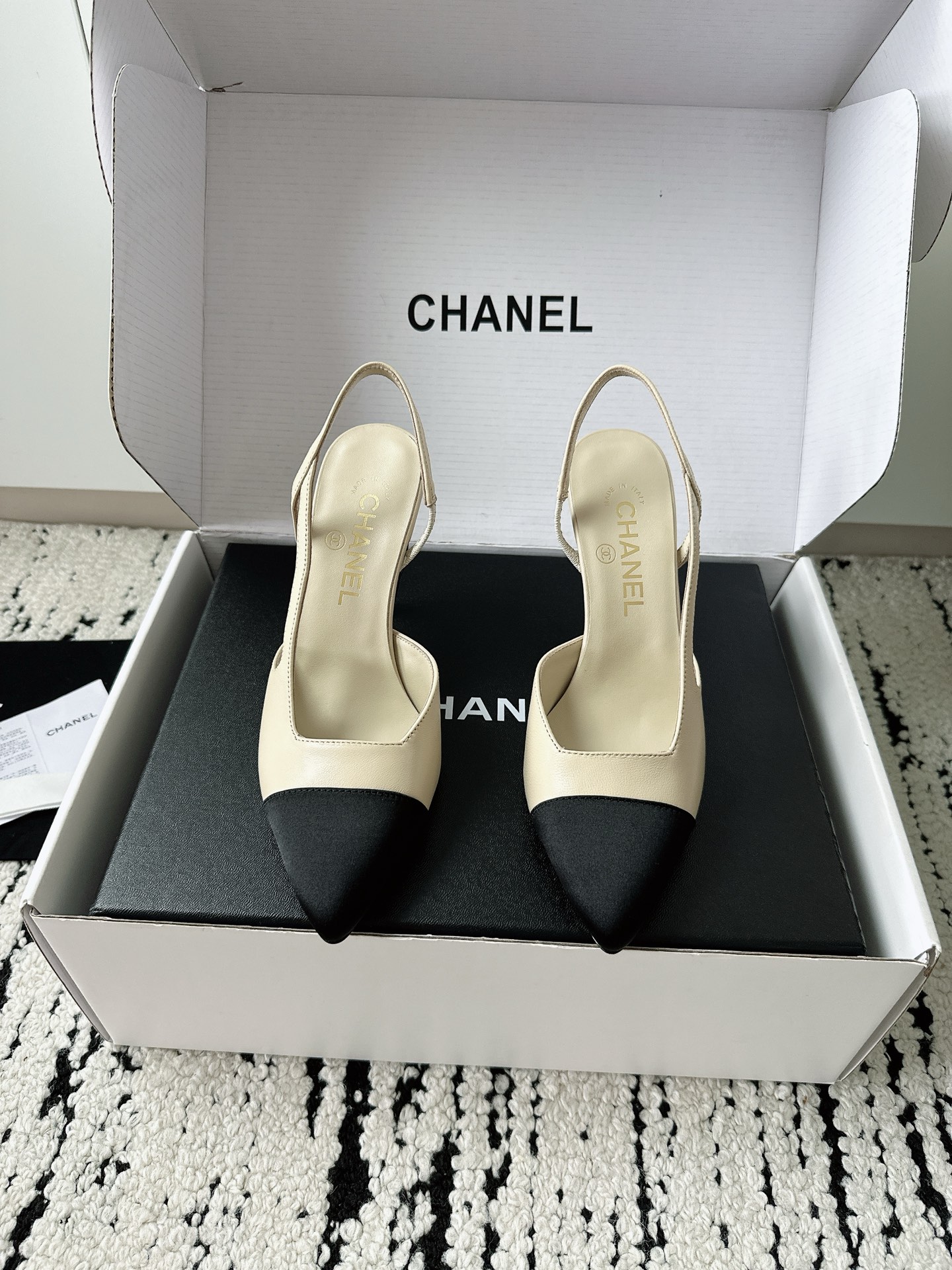 Women's shoes collection