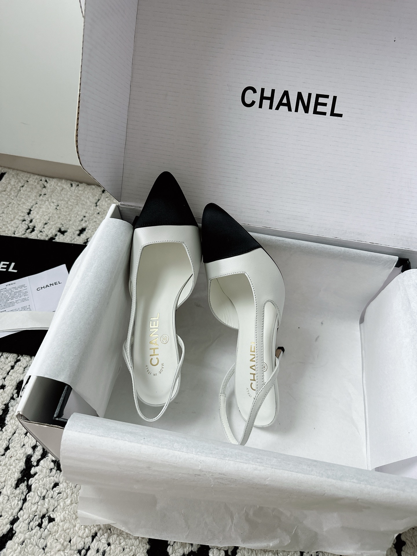 Women's shoes collection