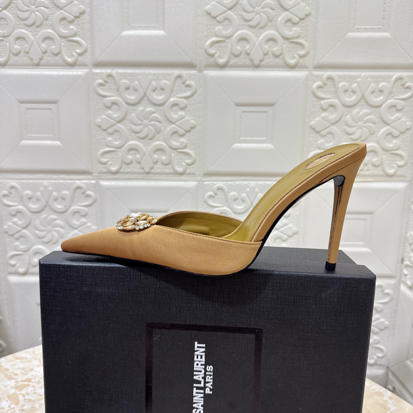 Women's shoes collection