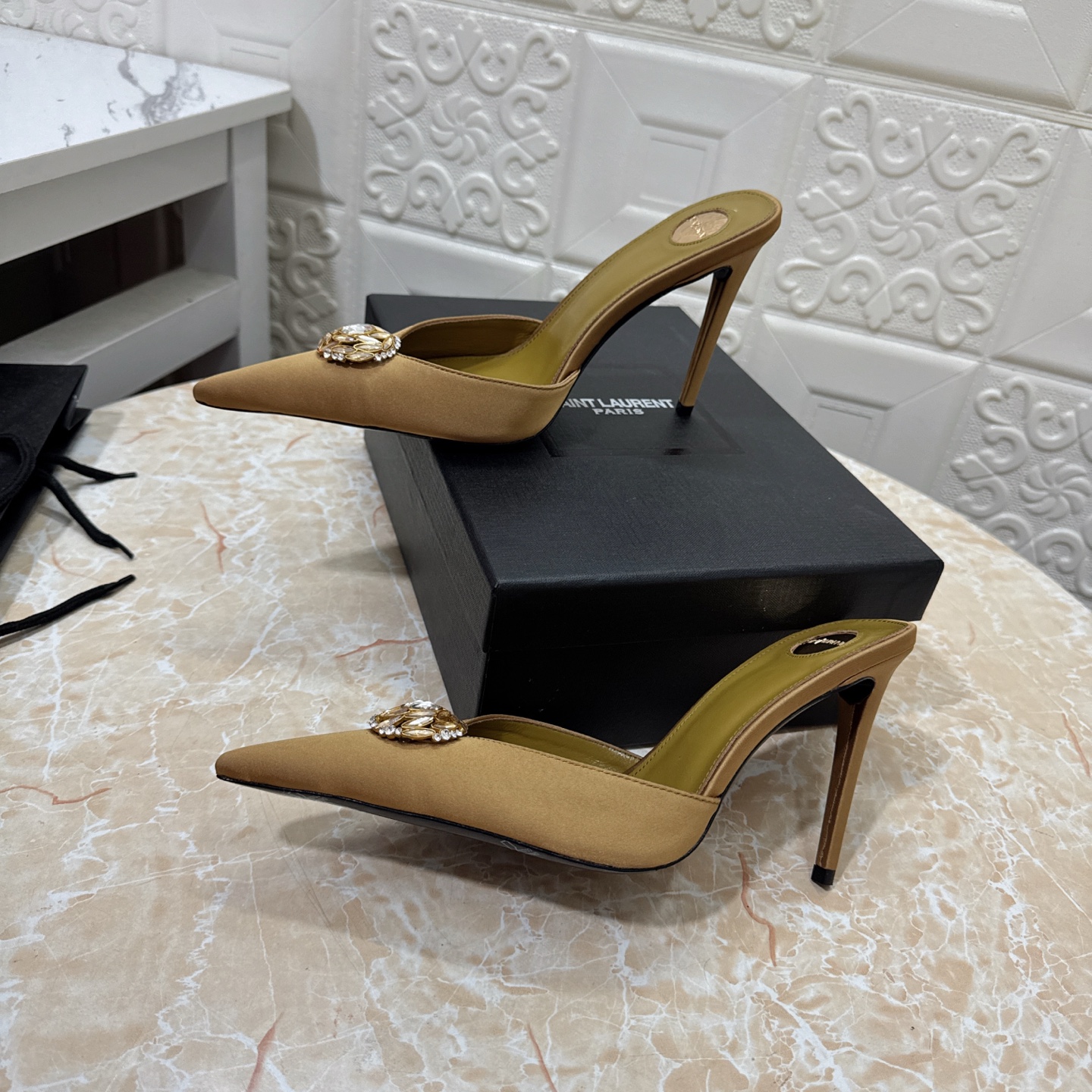 Women's shoes collection