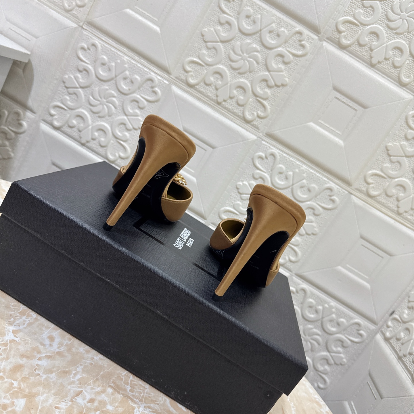 Women's shoes collection