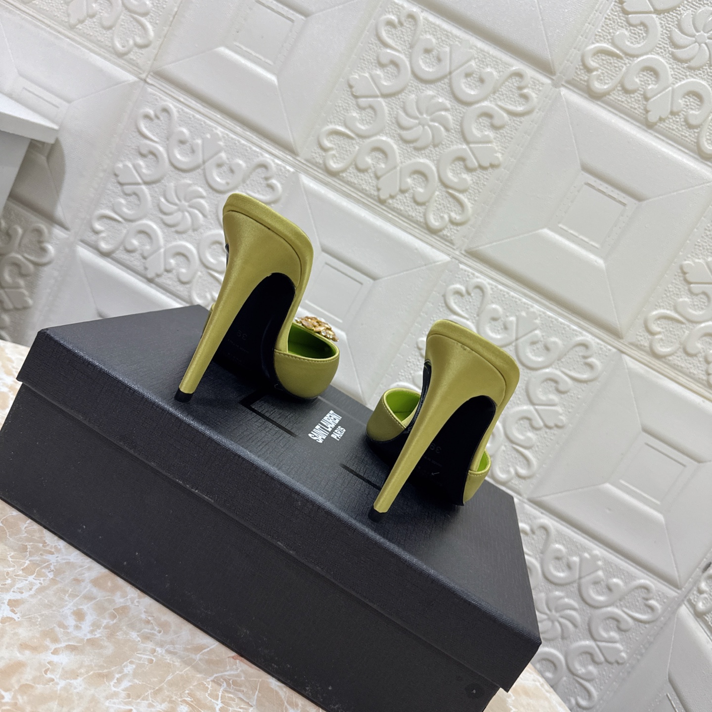 Women's shoes collection