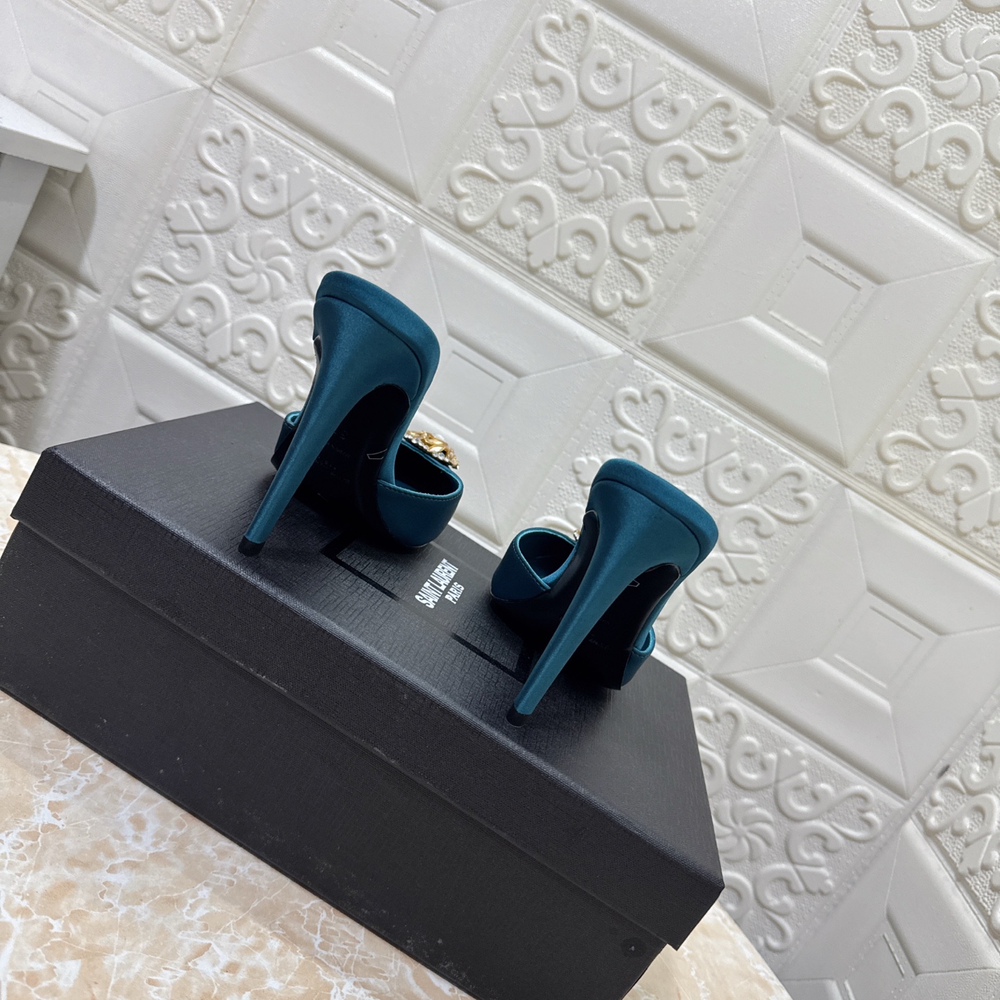 Women's shoes collection