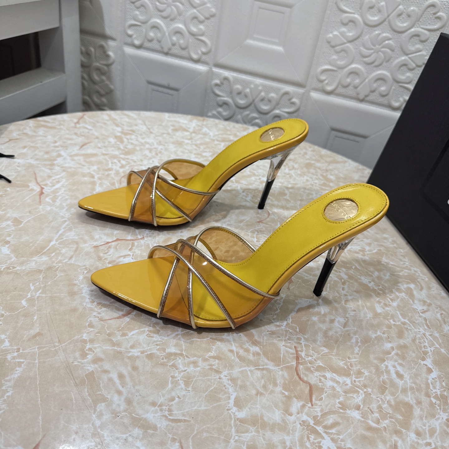 Women's shoes collection