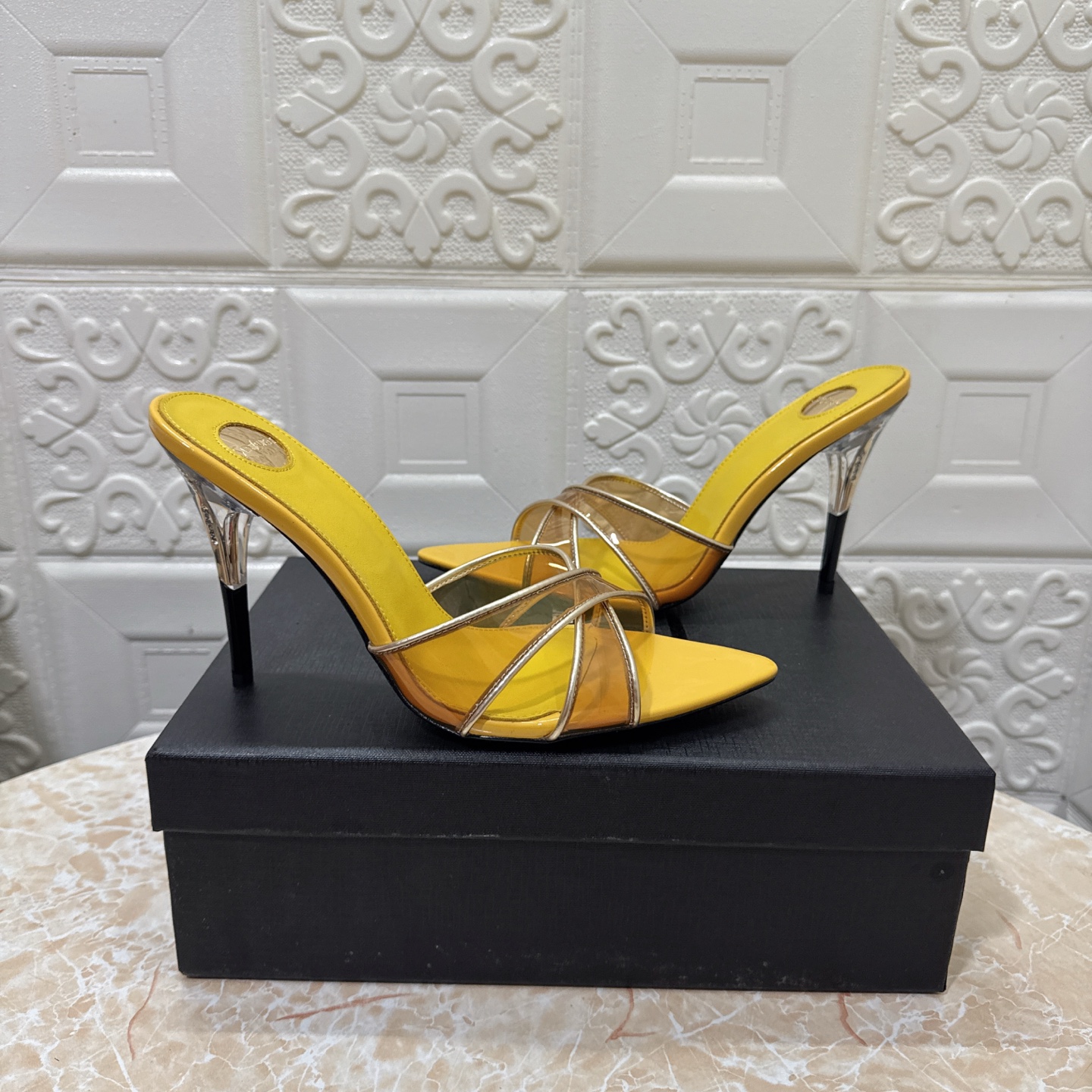 Women's shoes collection