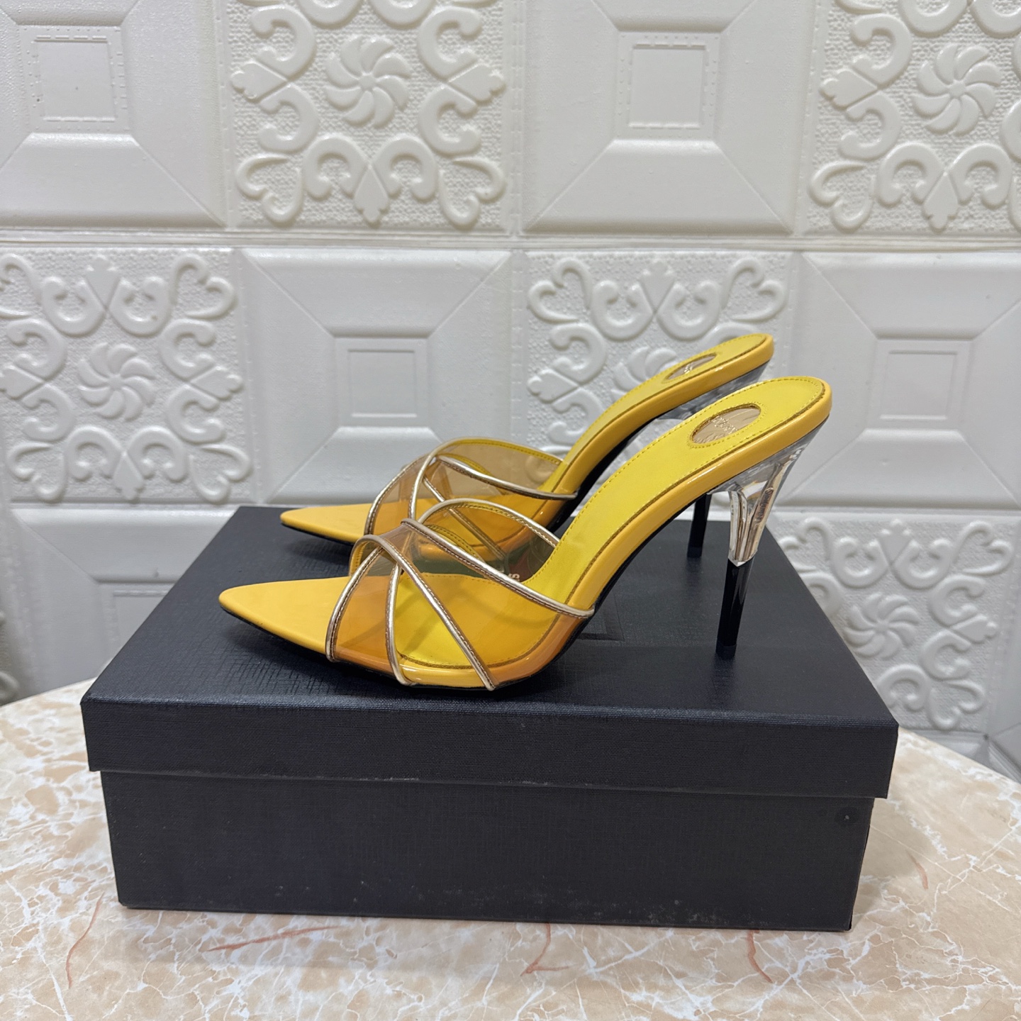Women's shoes collection