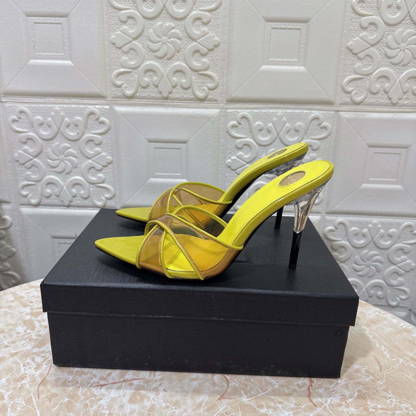 Women's shoes collection